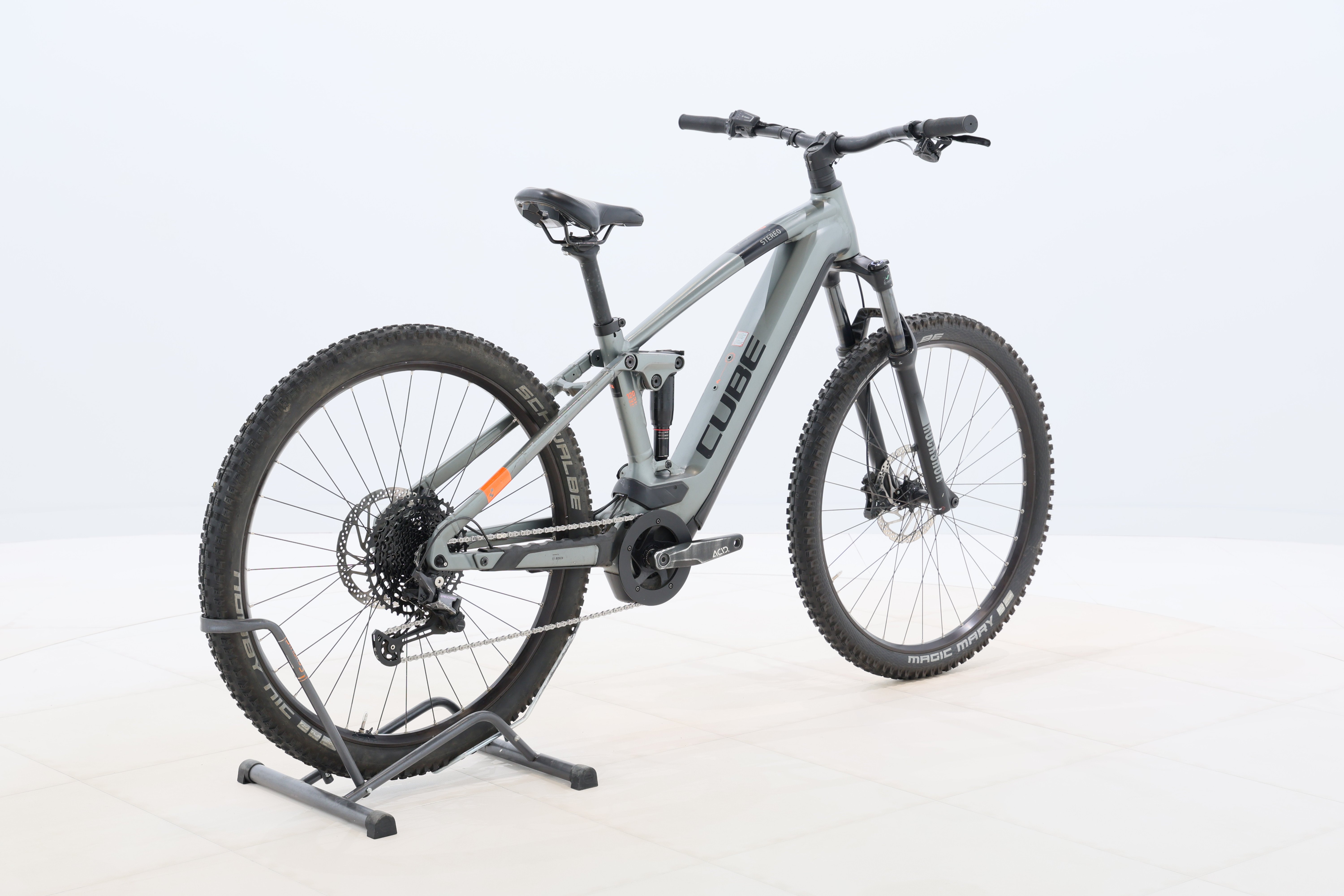 7b081379-7e8f-4ae8-b98f-17d8d456b032