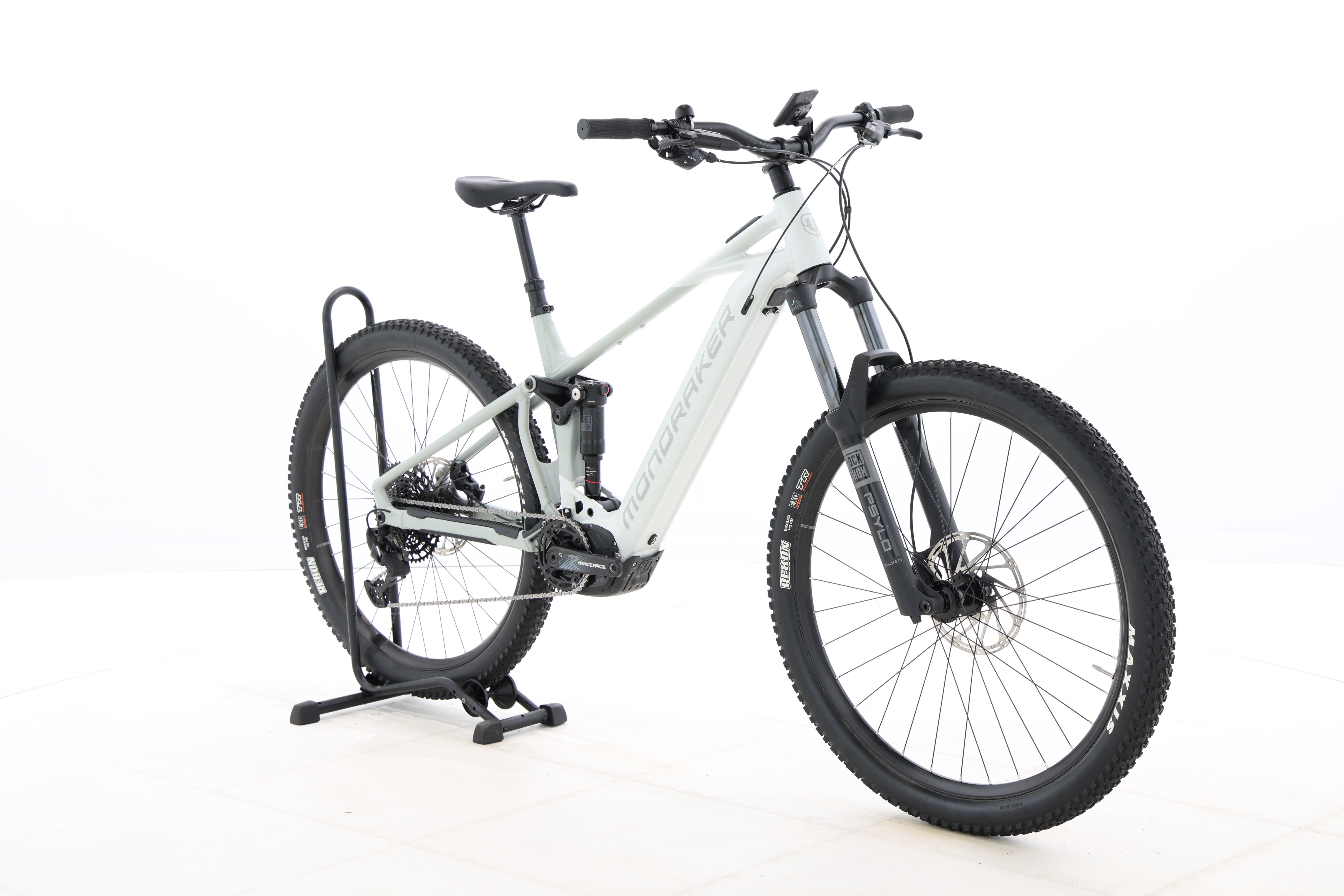 e1306b7c-6ae2-4326-962c-e5061c89926a