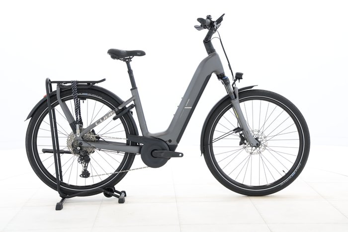 Cube Kathmandu Hybrid Pro 800 2025