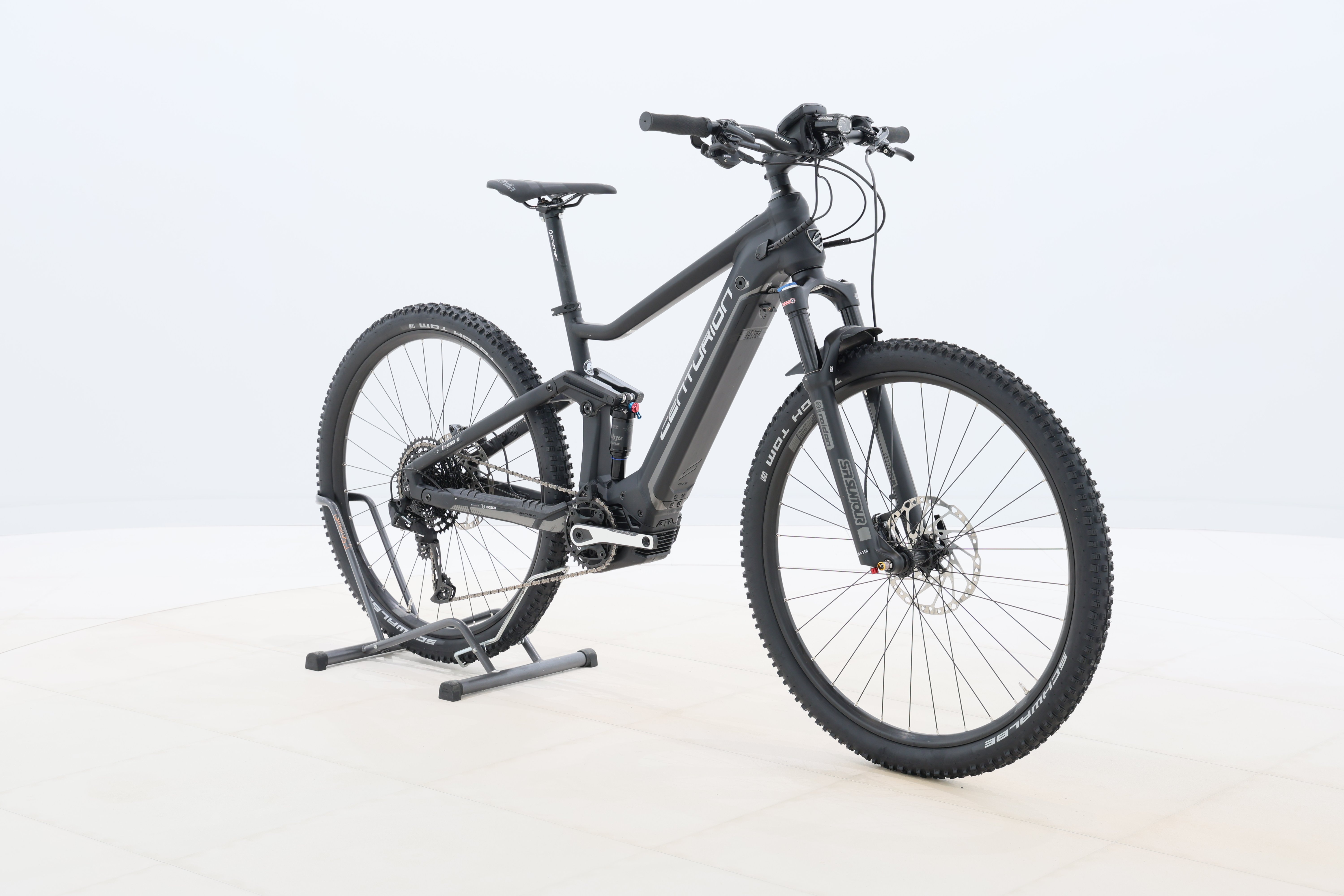 4c038b7c-c598-4948-b998-328bc3b4b27e