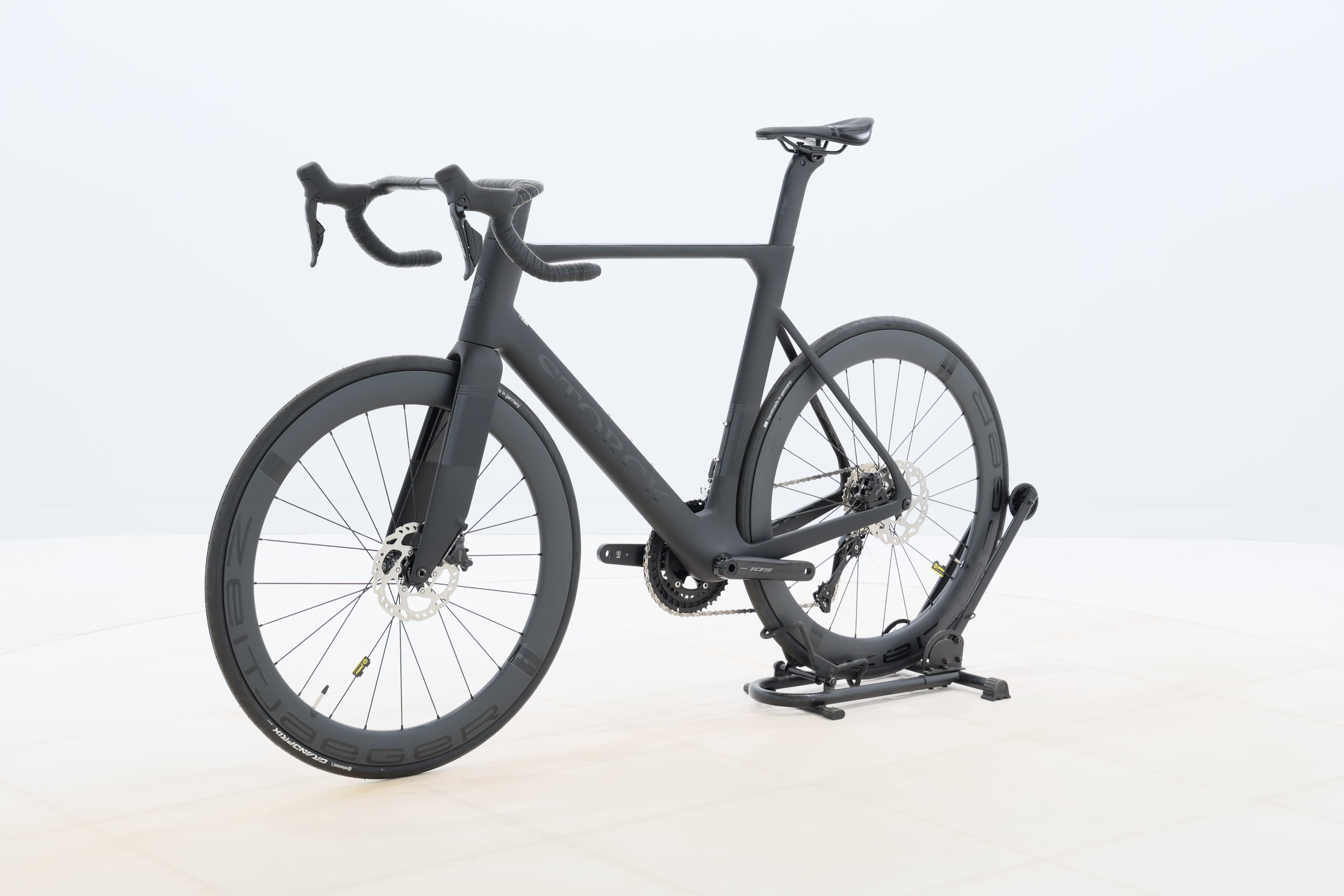 de851937-3f5d-40ff-8988-ba6c246021ee