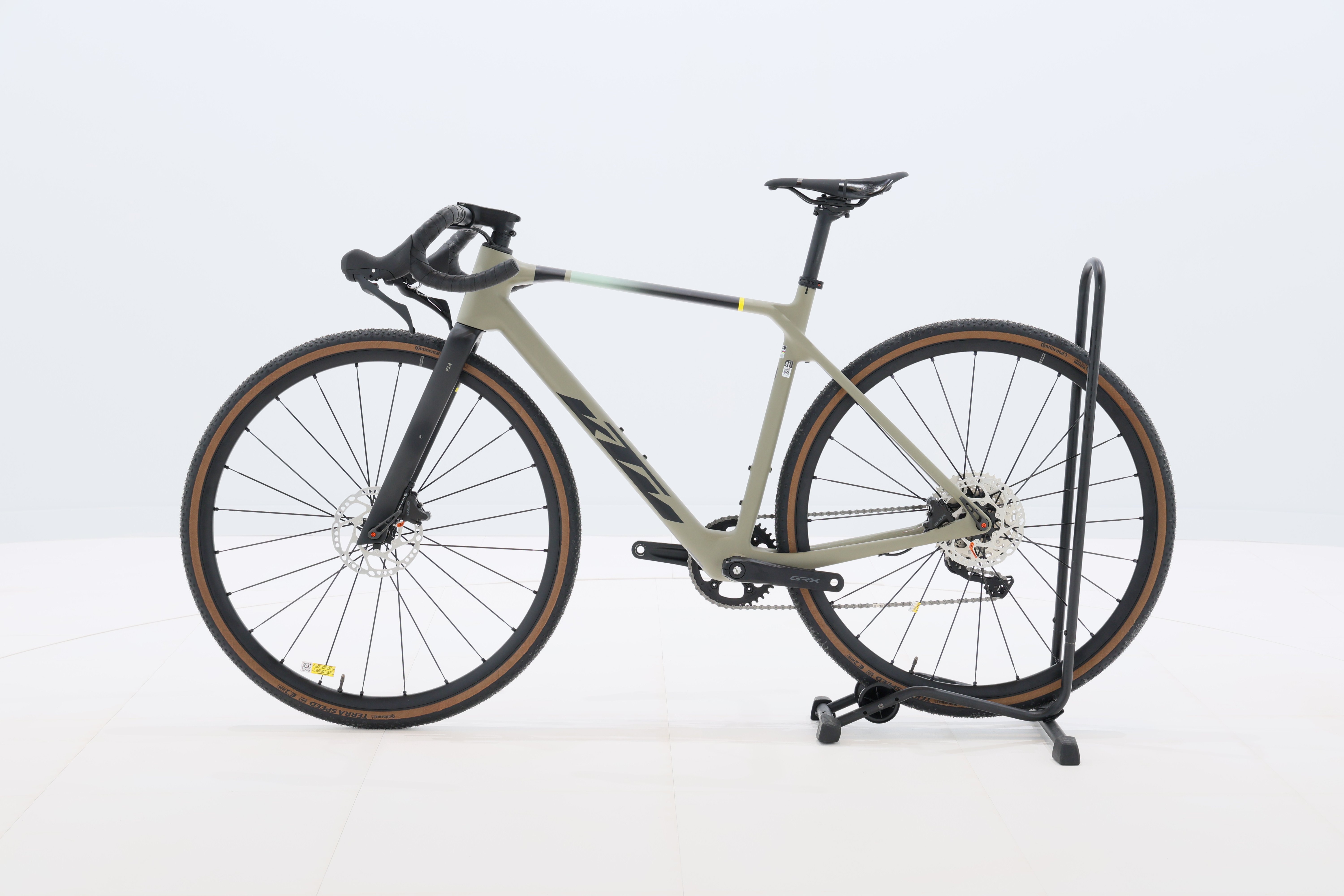 f18ee320-3235-42b3-a361-d5e25ad7a274