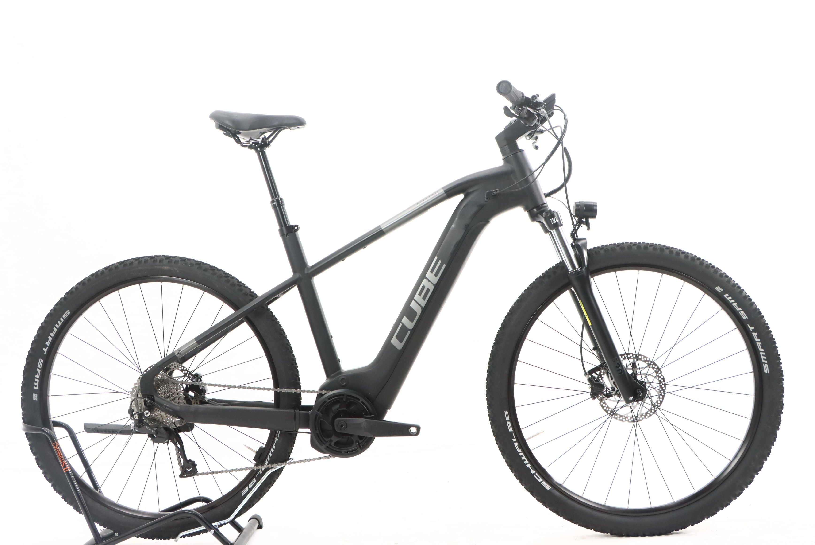 8b69bc7a-3b11-4557-8892-d115c04513b5