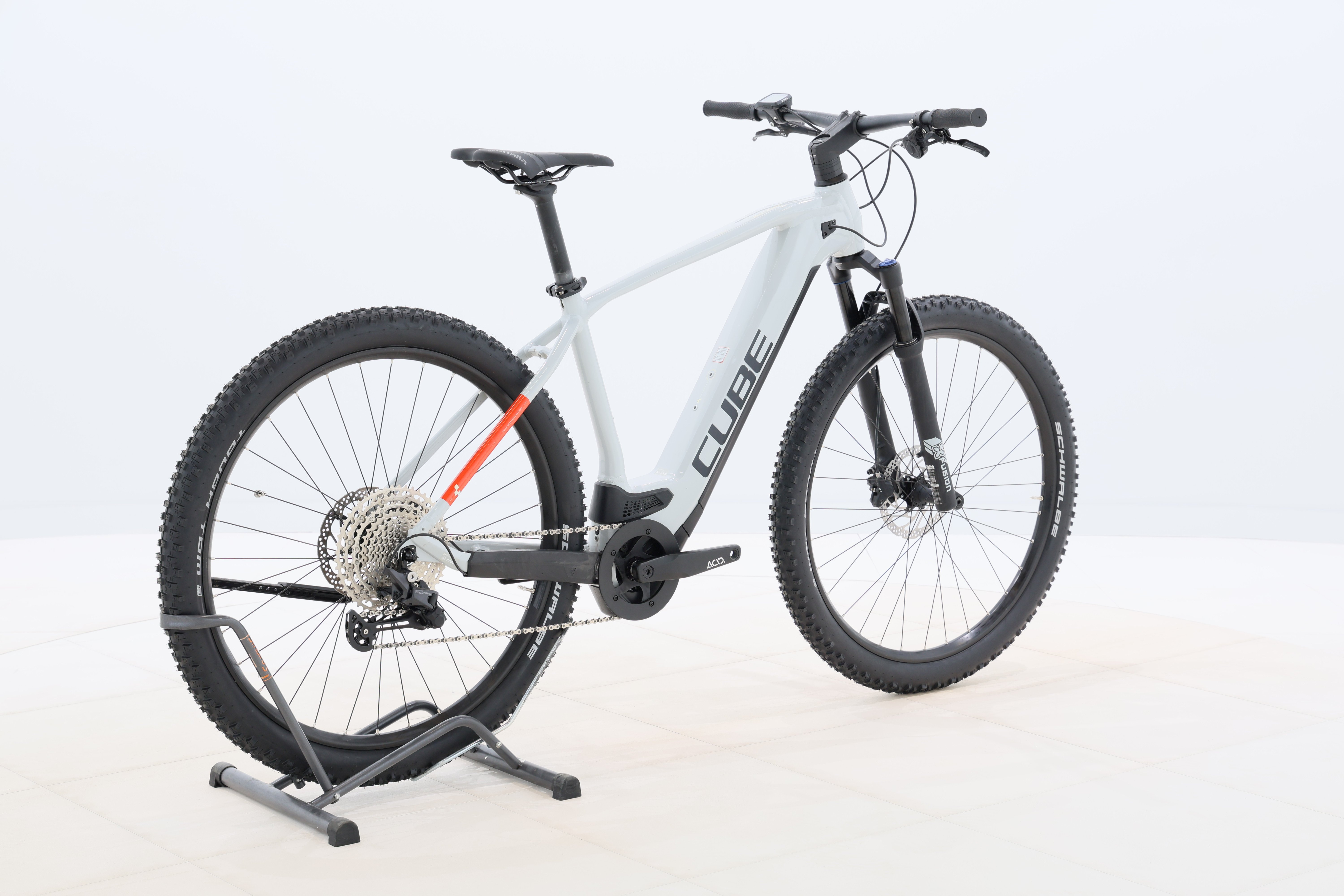 60806c87-5ef8-4ba5-94a7-d1bf33a7ff86