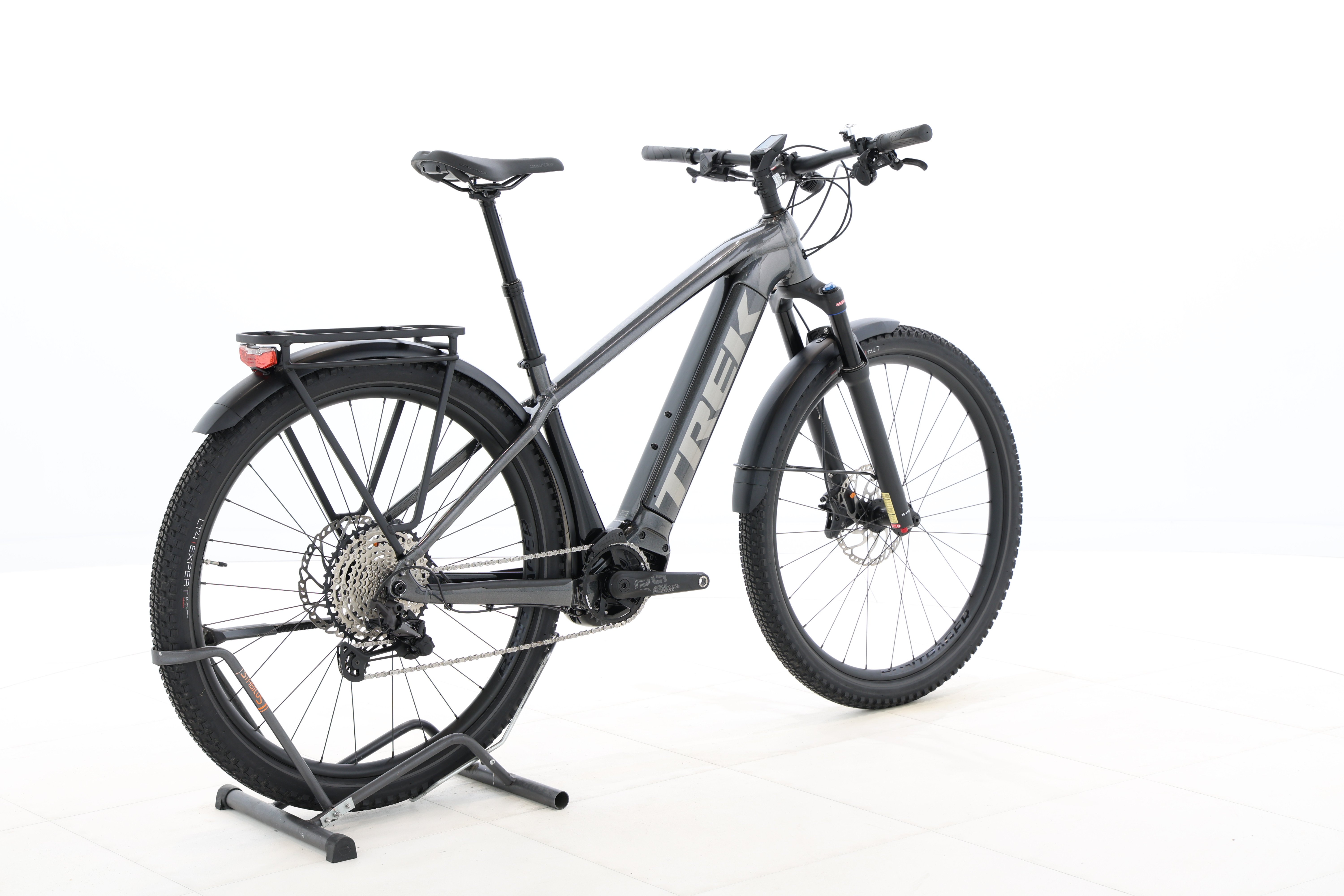 24080a2d-c4f5-4b4f-aa18-9ffbef660d2c