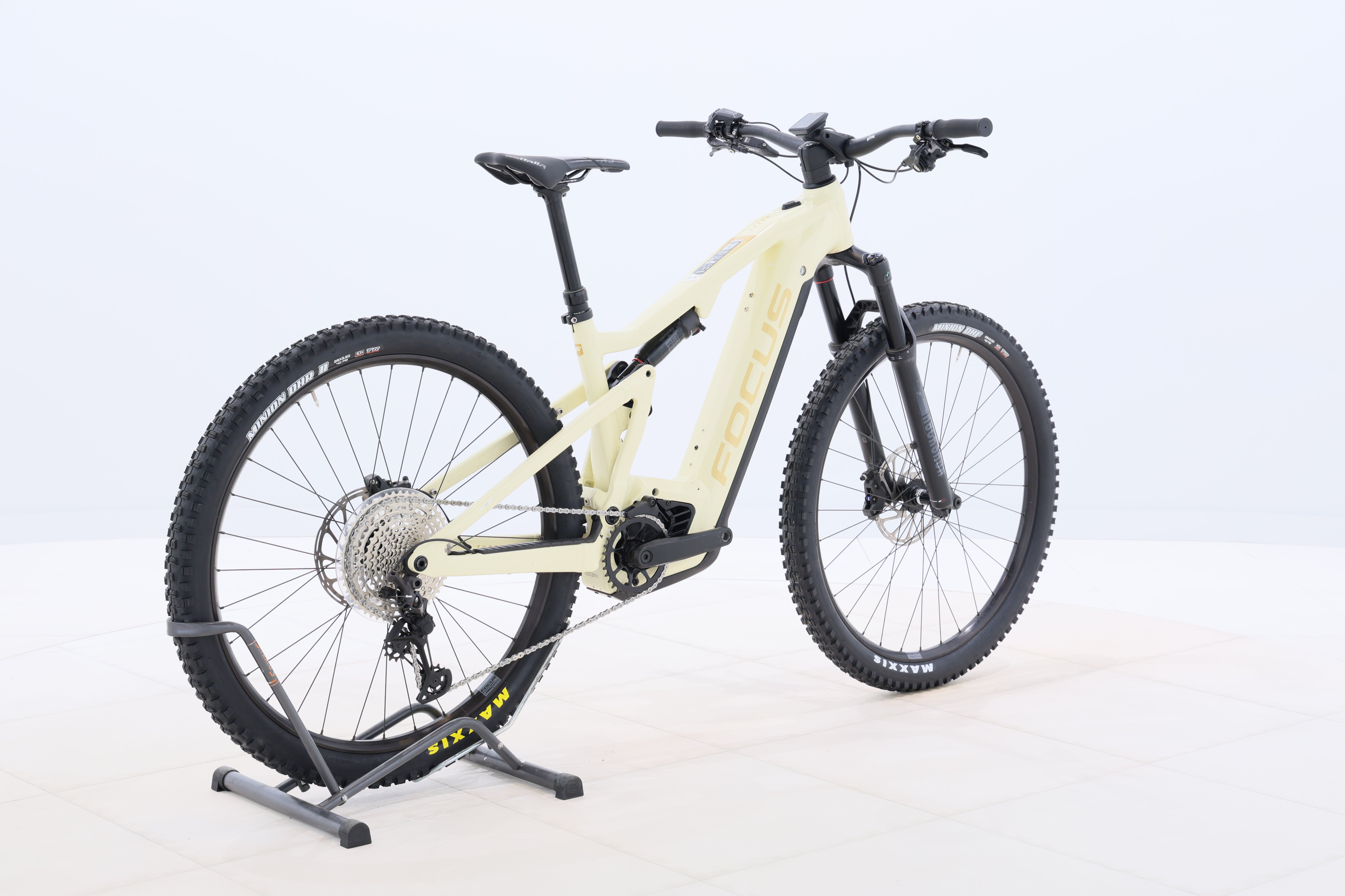 92895406-2296-47f6-9902-e195f72341a5