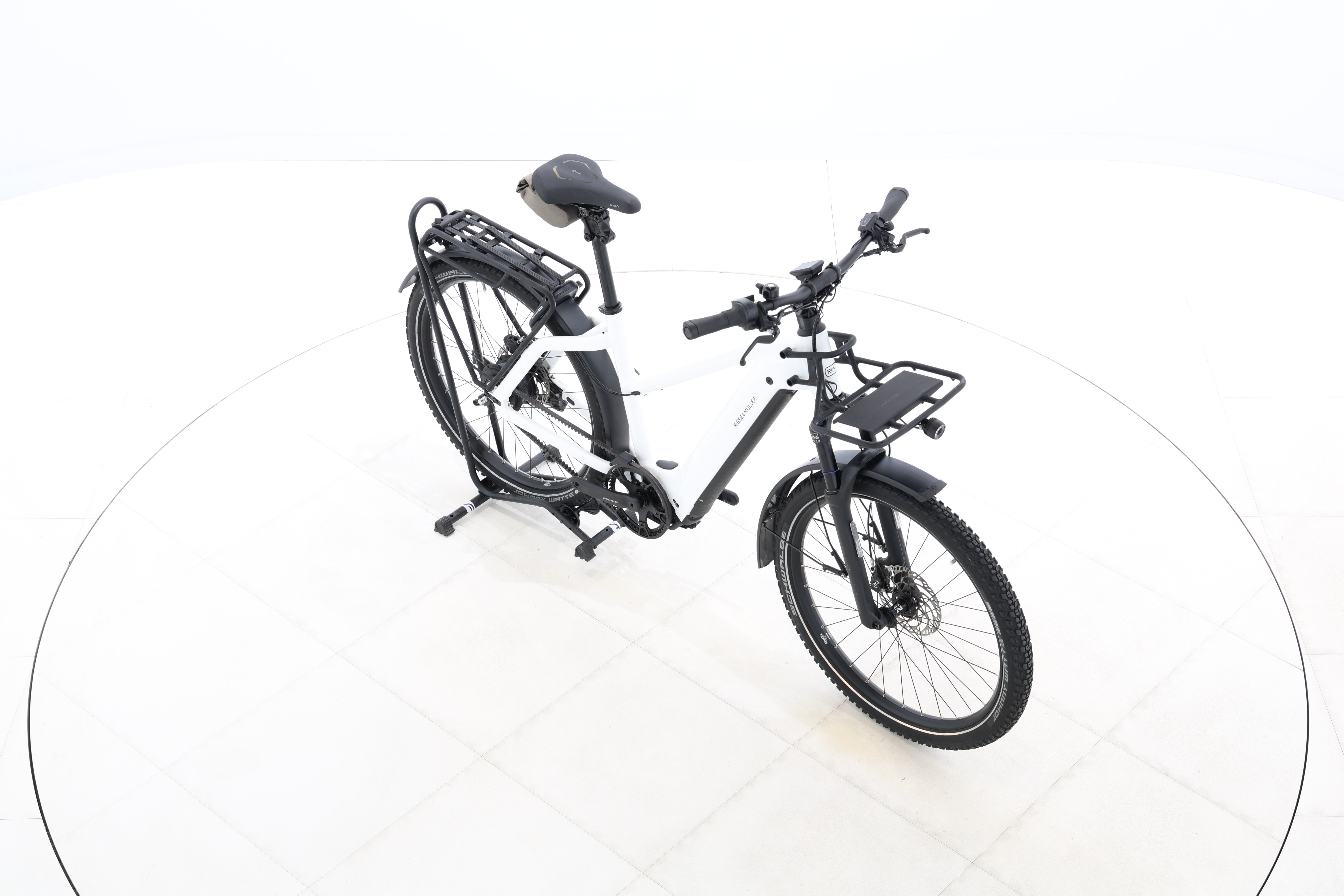 7a6692dd-35f1-42a5-87f4-3b9a479e507e