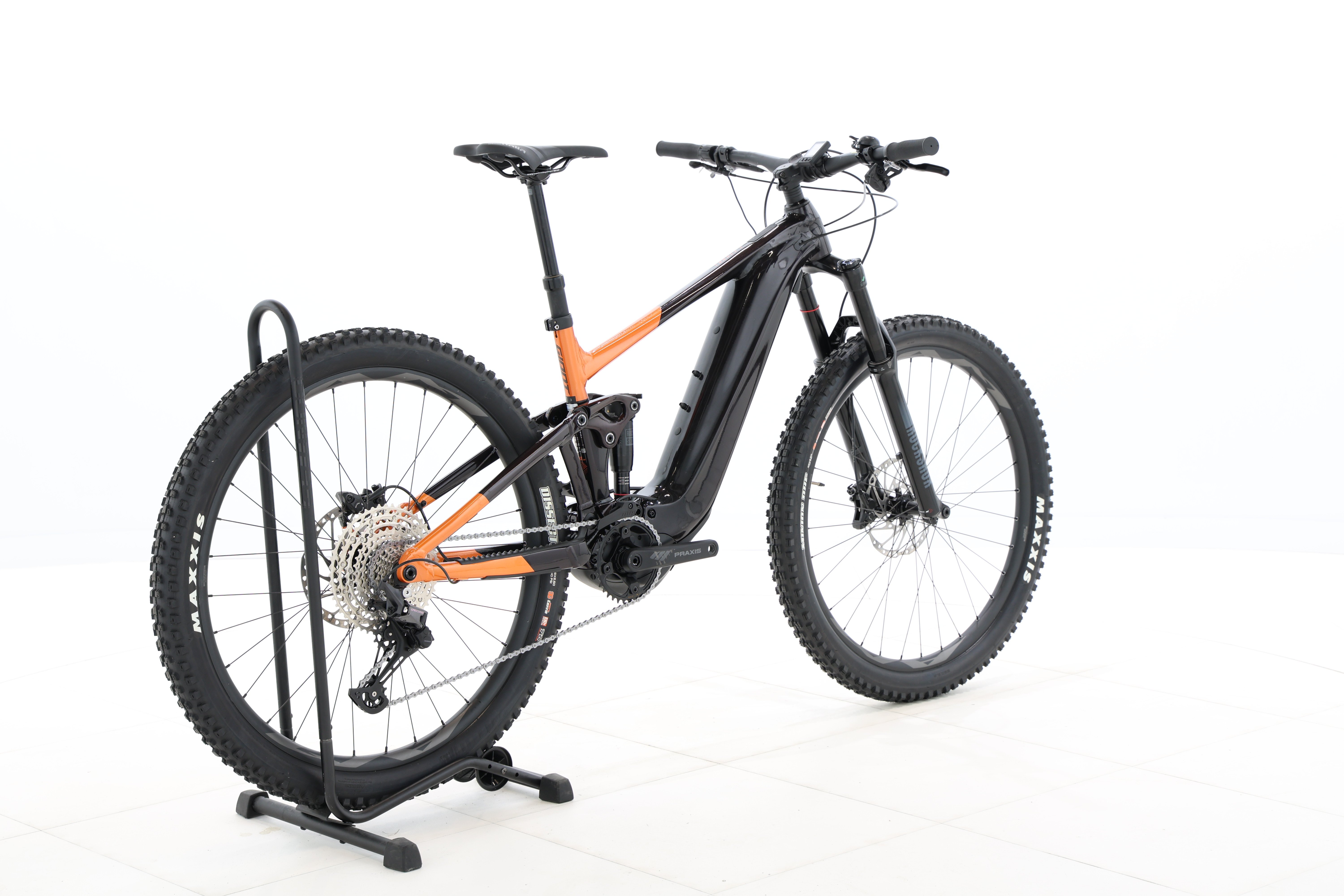 9e3605ac-07c4-4932-a2e9-f51ca1940985