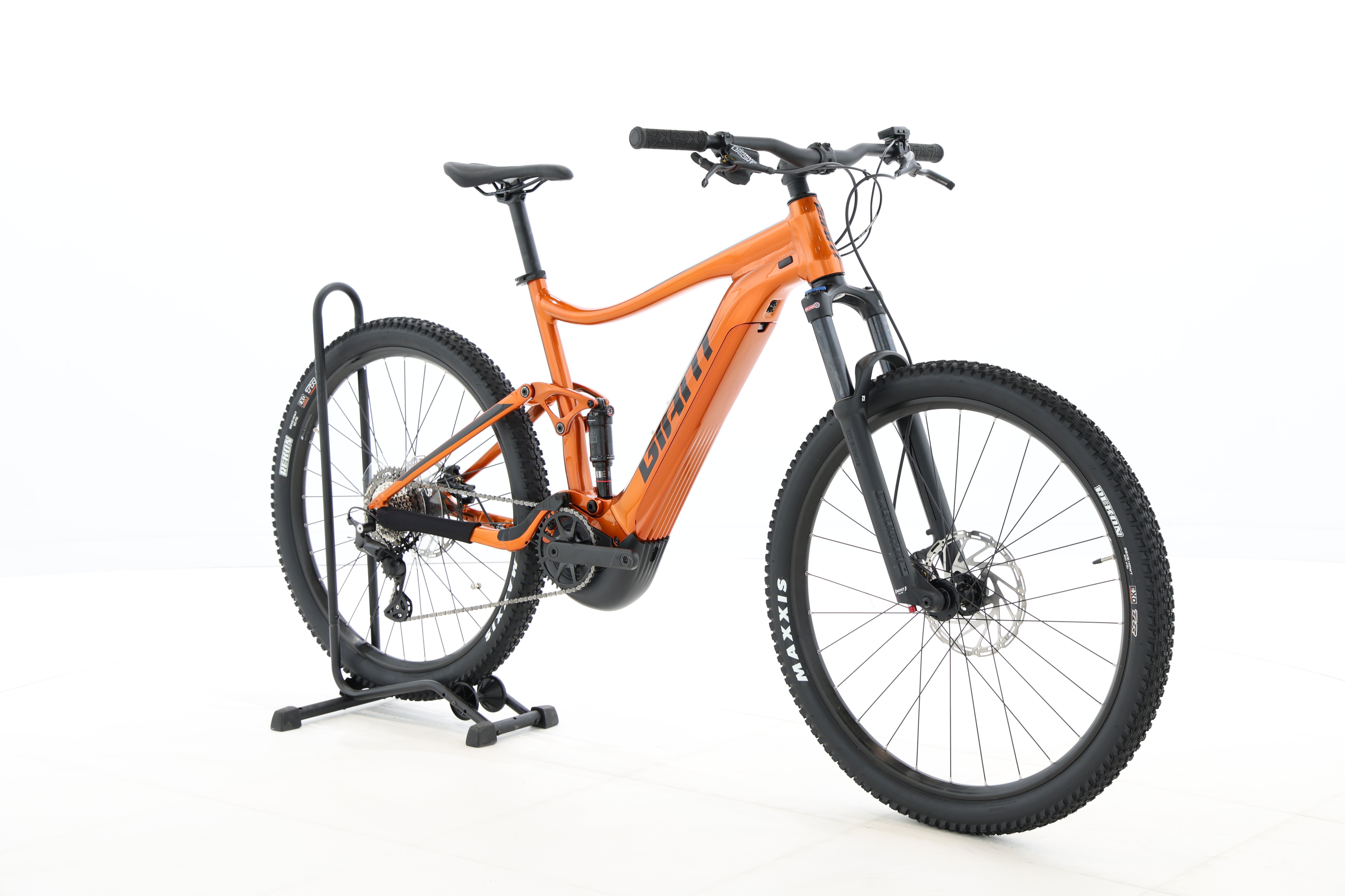 c720f06d-1041-4fd2-9d09-e26ebbb582a6