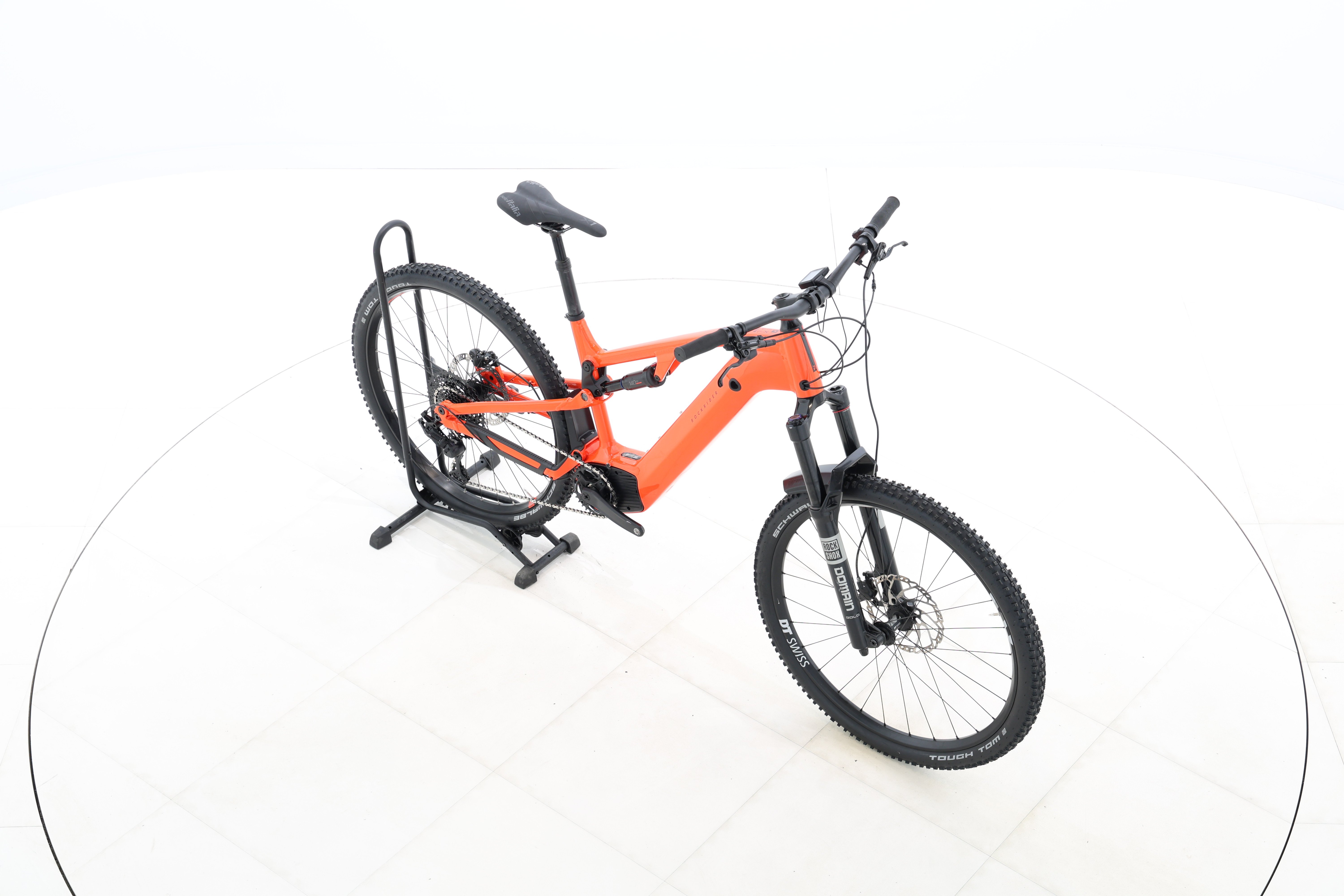 cfcf4927-e26c-4c5d-83e9-ee276fd0ab8d