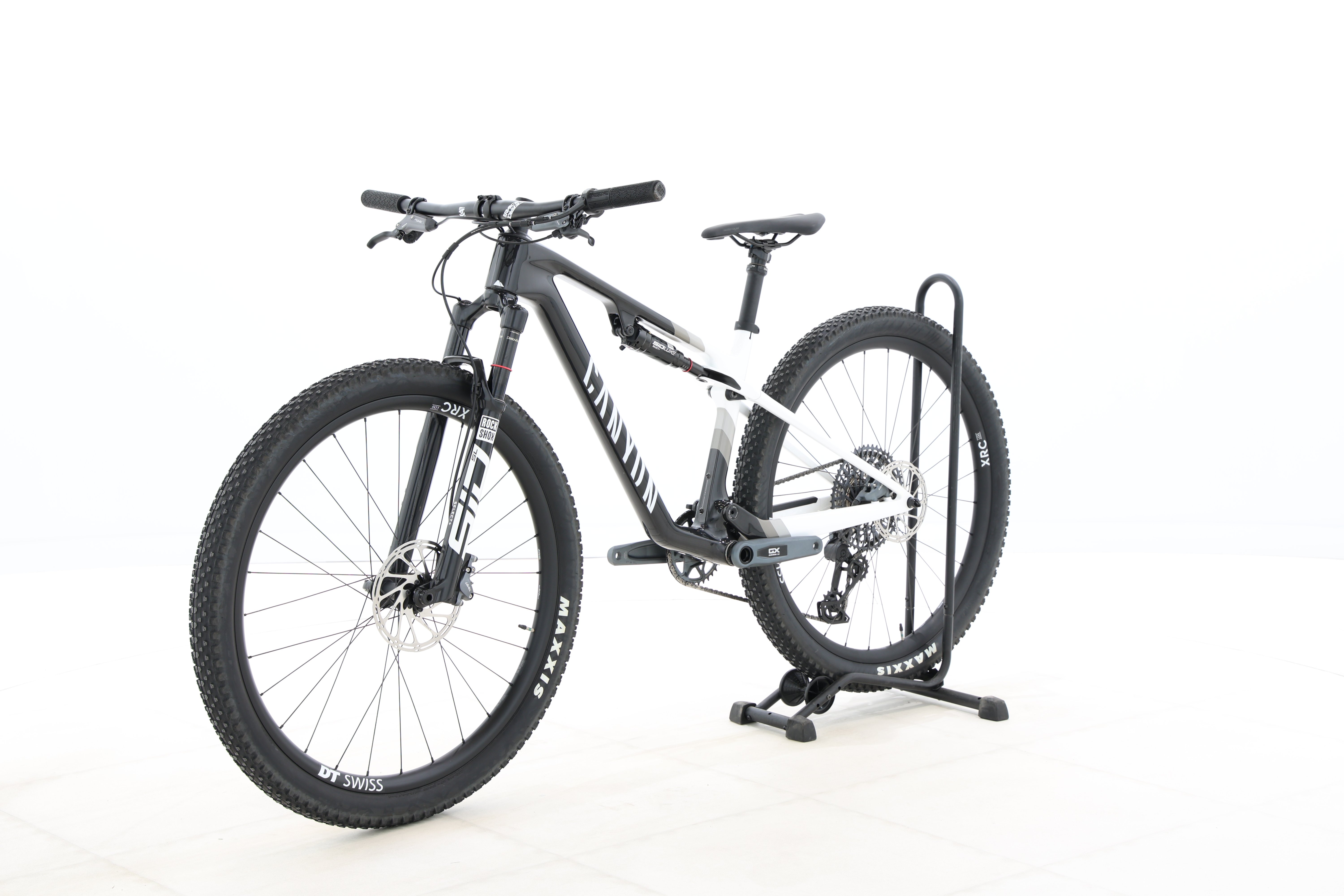 15638085-9050-4e98-97d2-e482ff2991f1