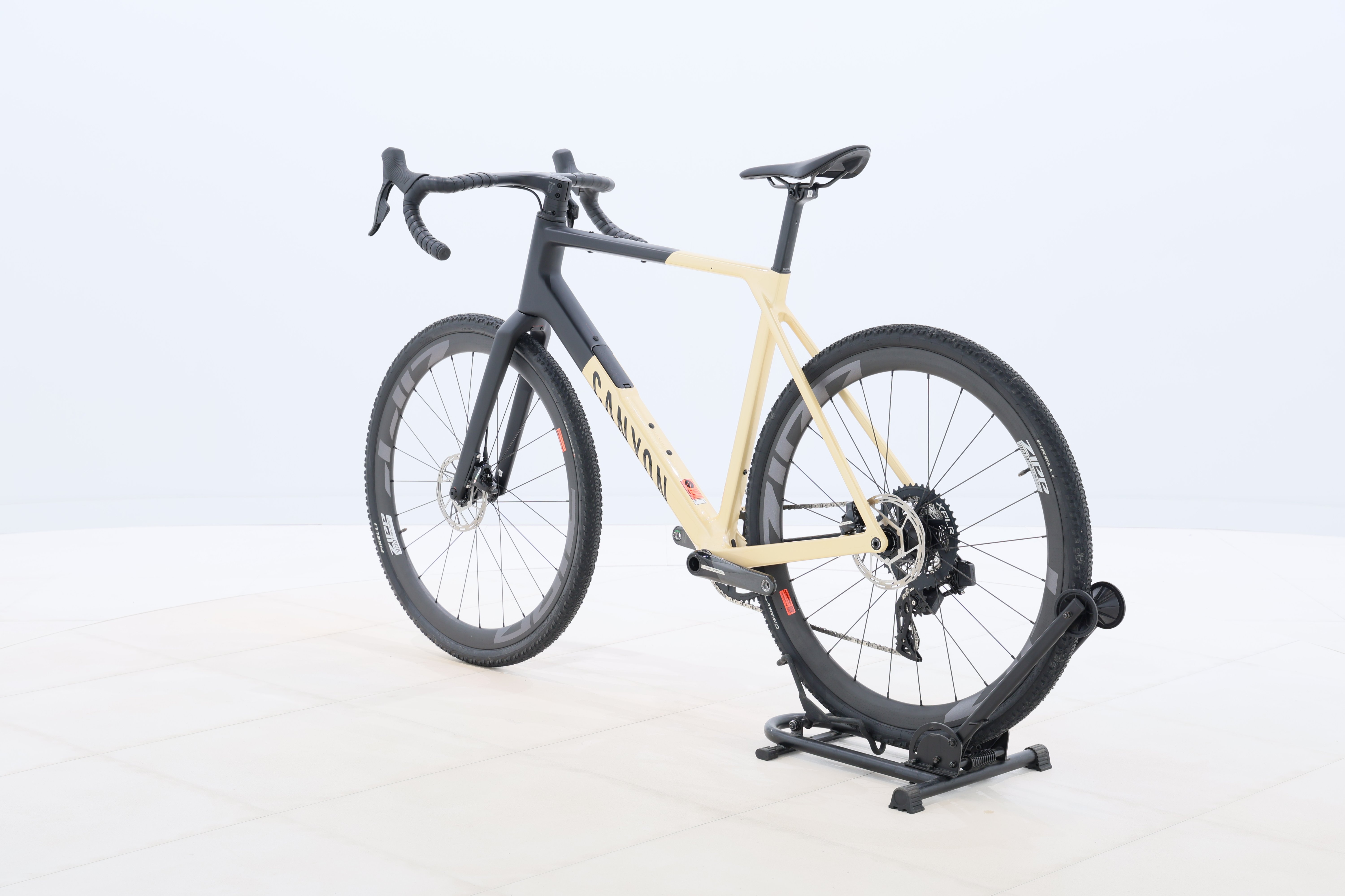 744589ab-dfe9-47ee-b8b7-a9ae17801848