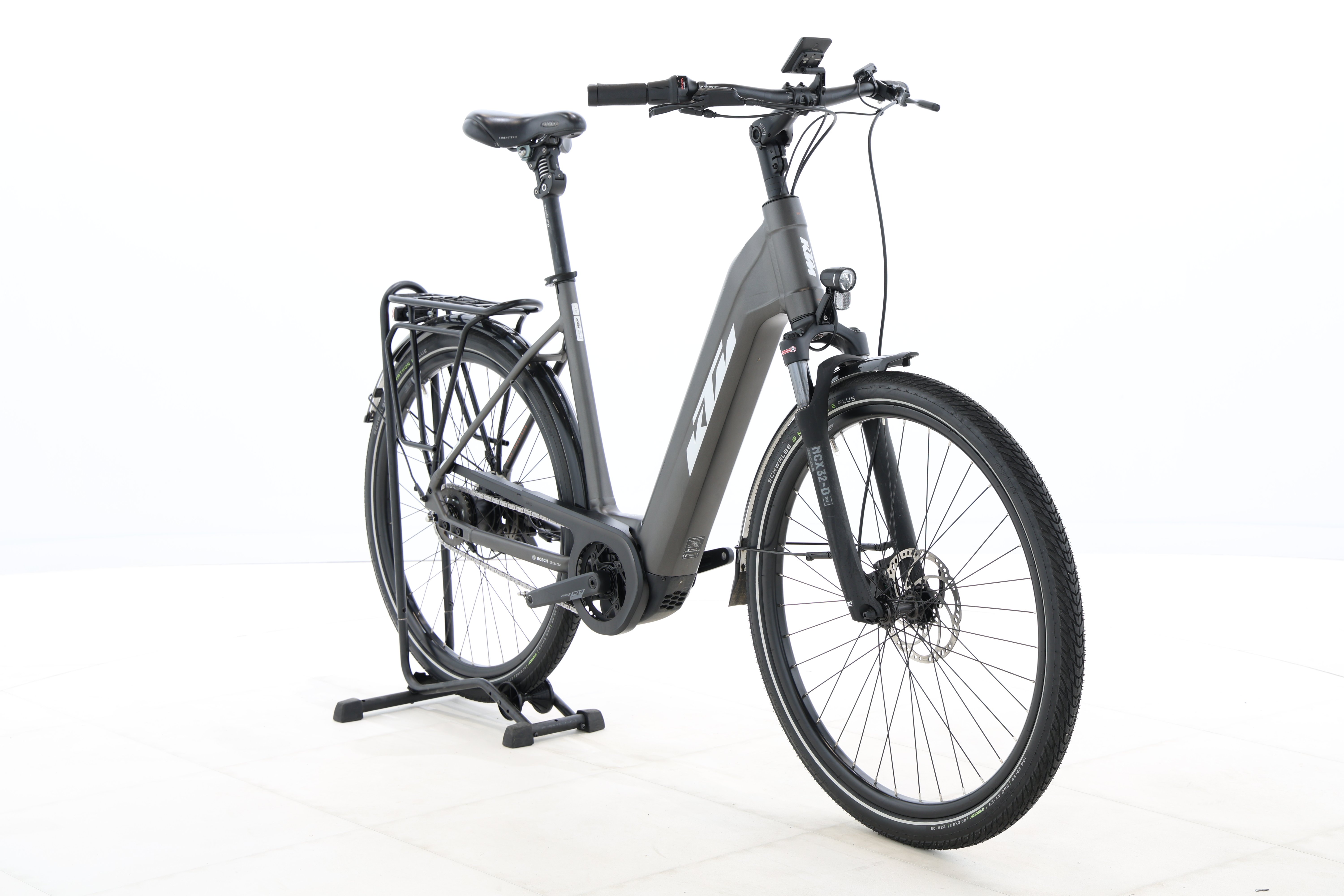 1e5d4f9c-4066-4d25-bb19-a931adfed38a