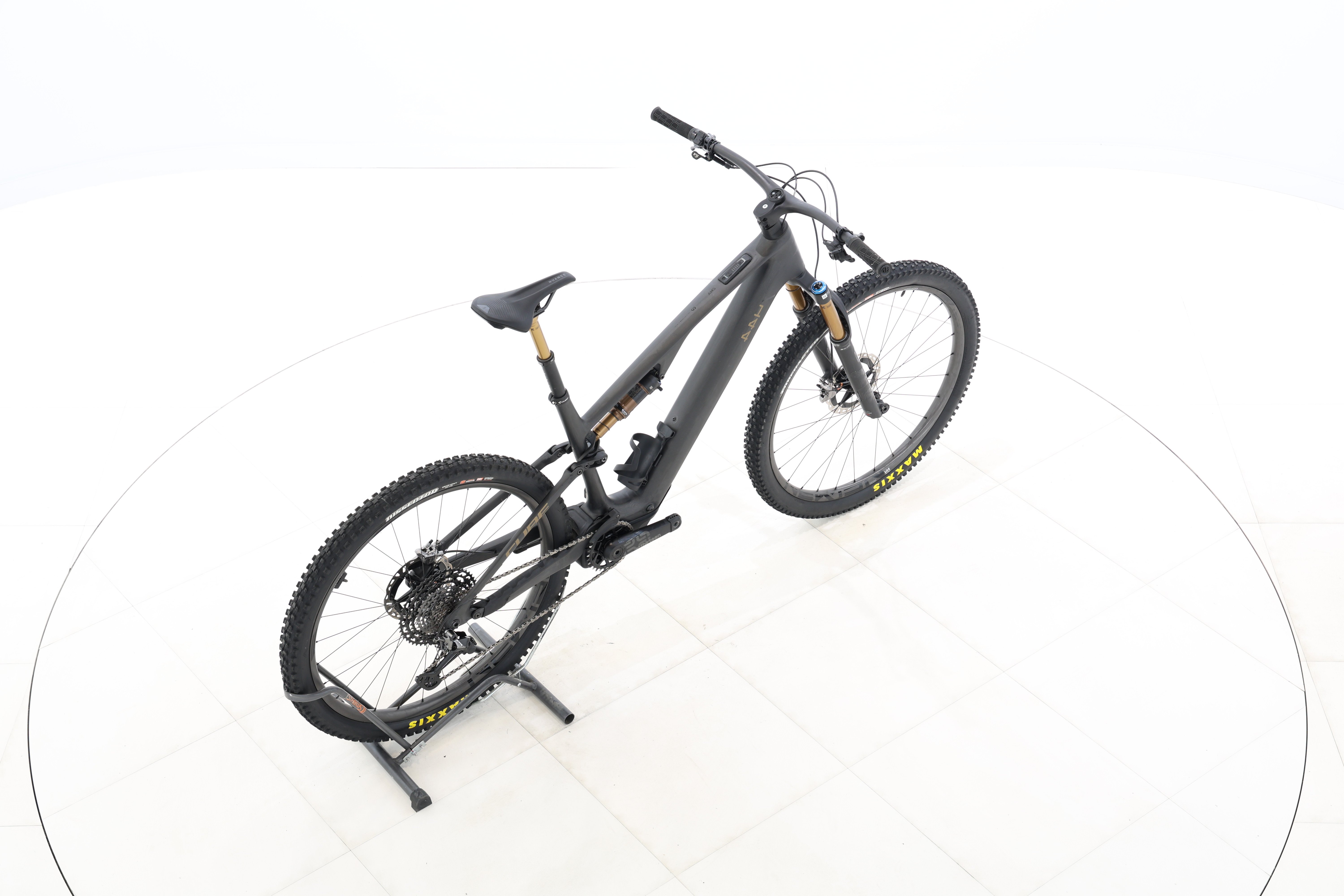 6bdac78b-0f44-4901-9109-e7abf123ad17