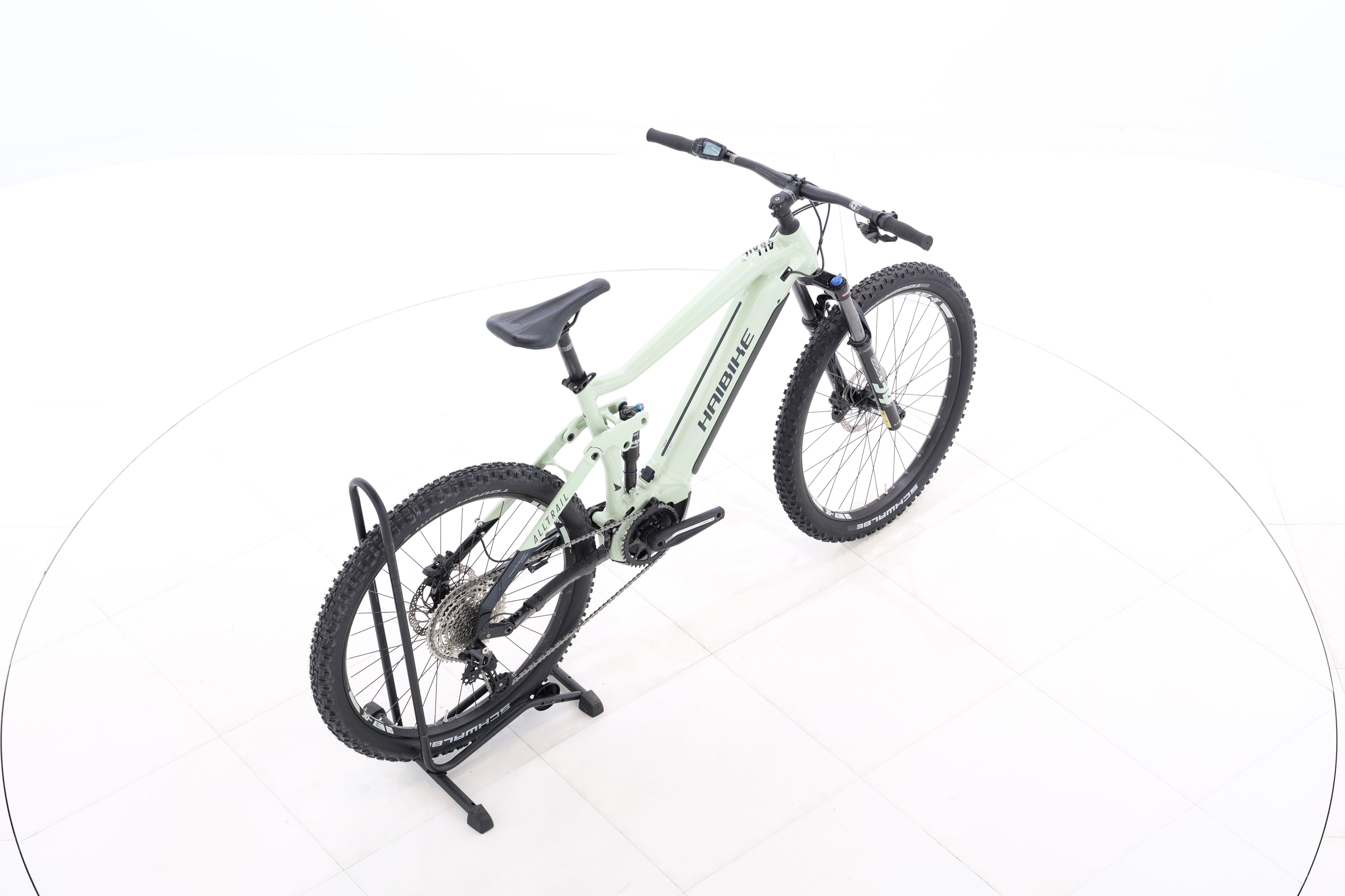 d46fba45-225d-4e29-aa81-9411e7f5e17f