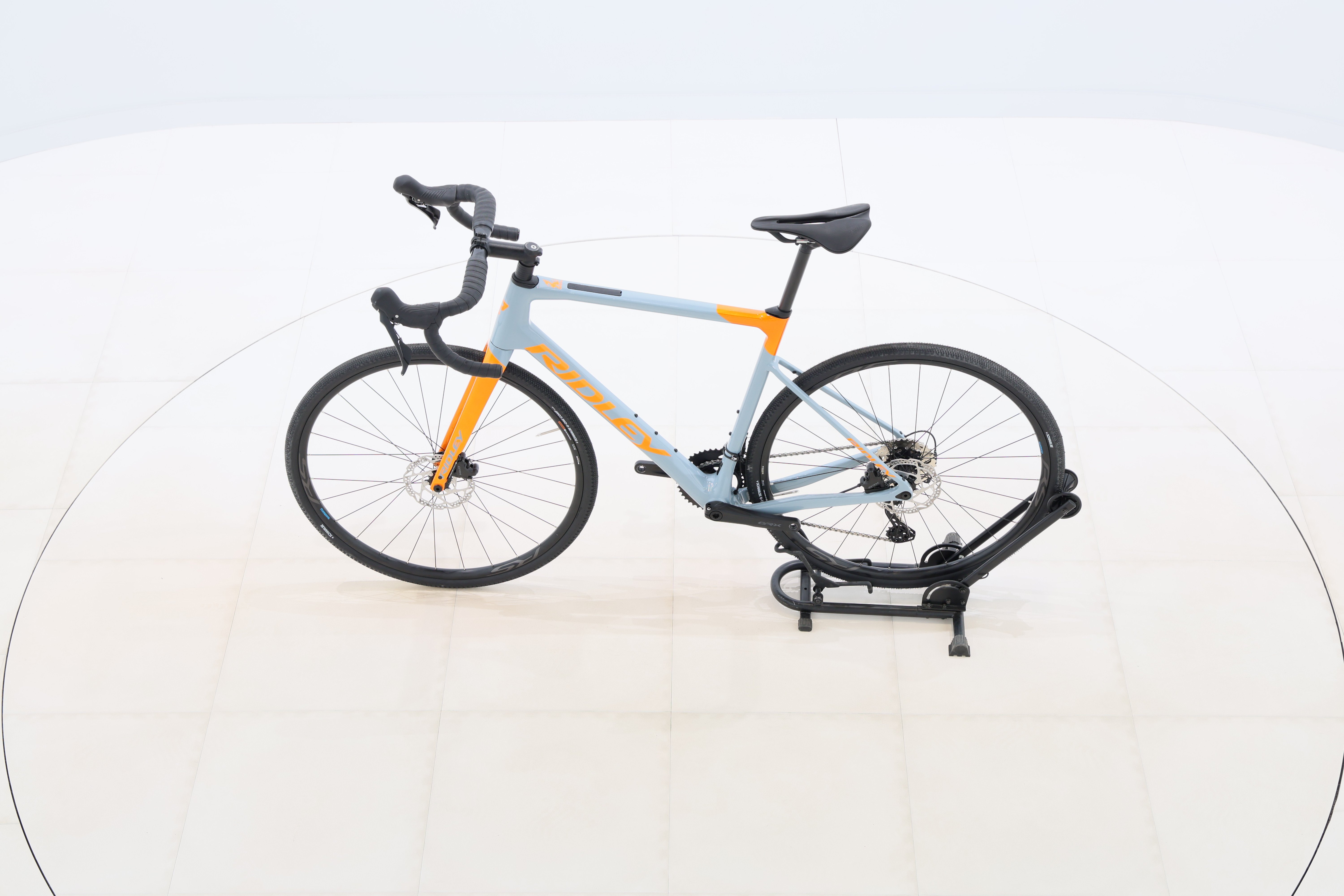 c37038b8-91f5-4618-839e-0daf6a39c7f1