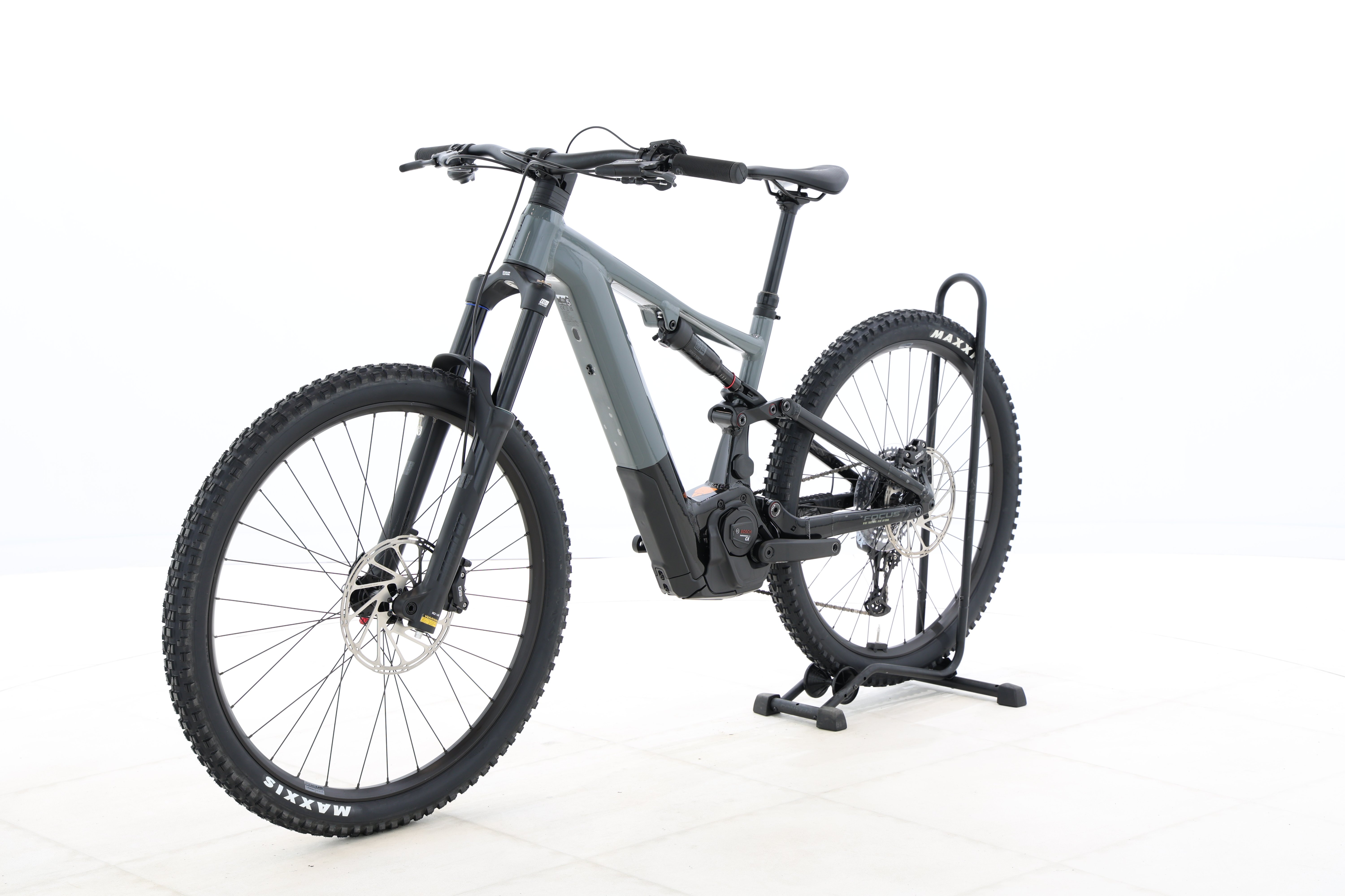 069cfb44-89a6-4e05-b863-f3d8bc924e65