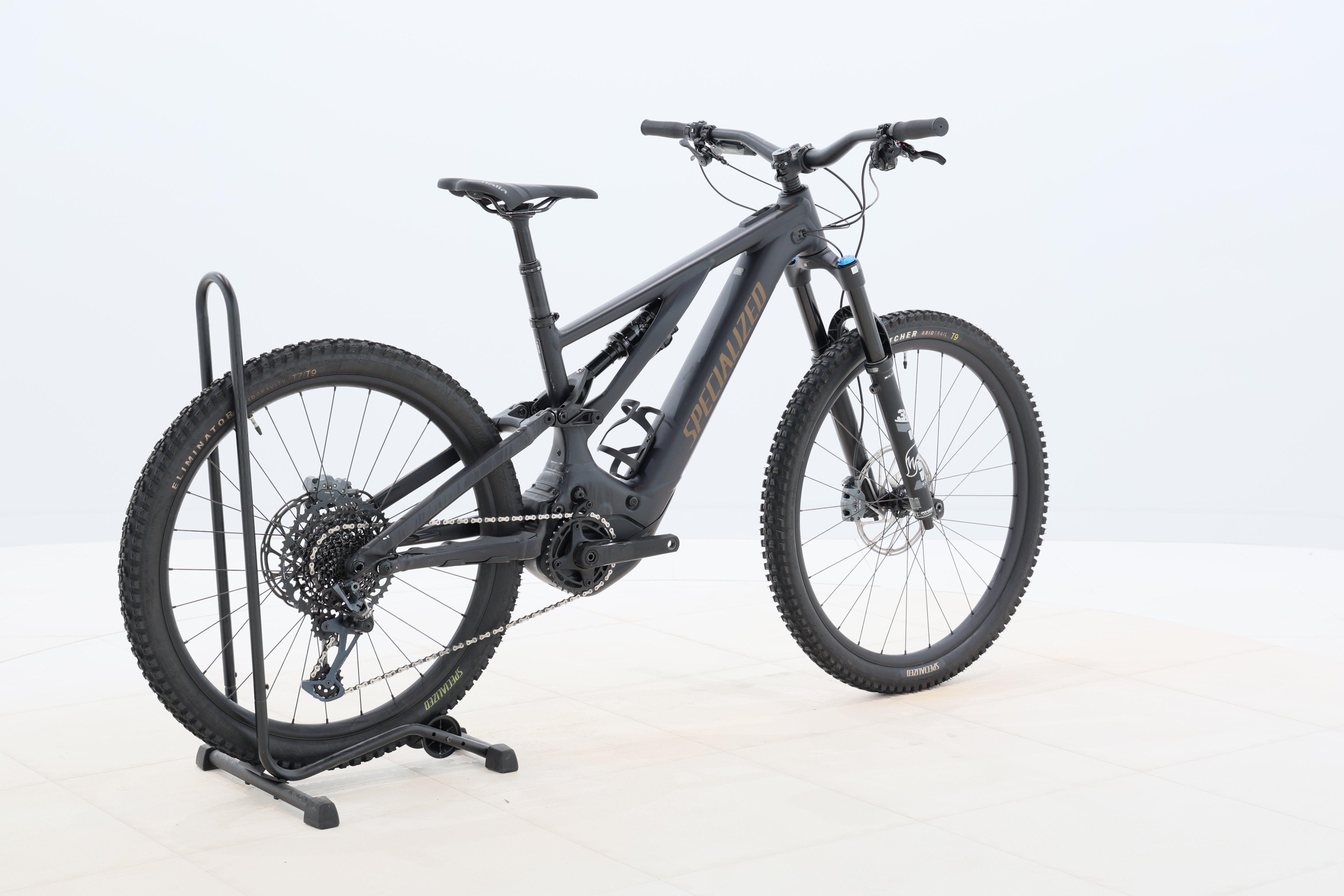 0d1c914d-30b3-43fa-97ef-dc16a86b626a