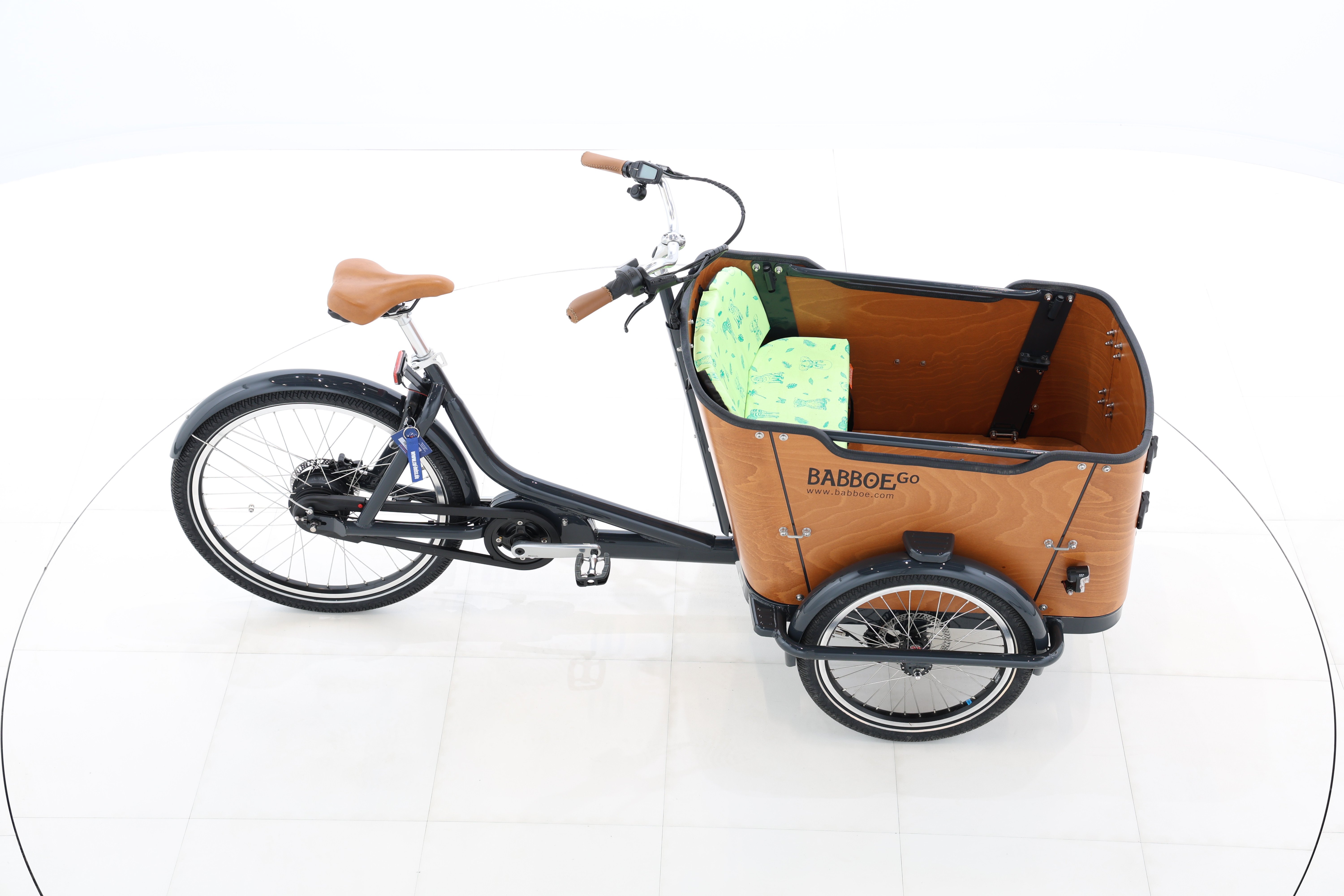 18de7fbb-e637-4871-b717-9bed1b8ab778