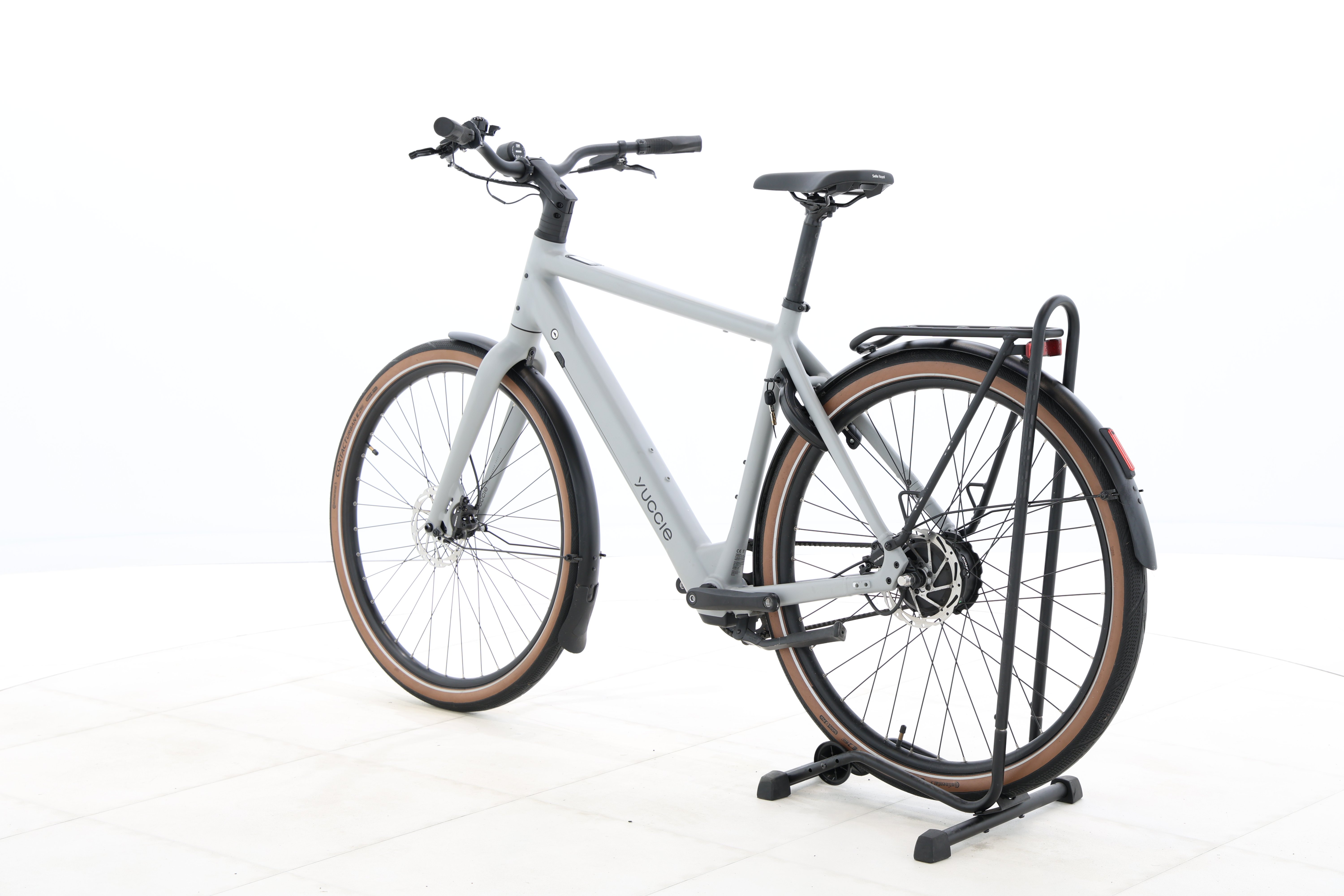 81af833b-4d81-4cee-9654-6d6aa7c76e87