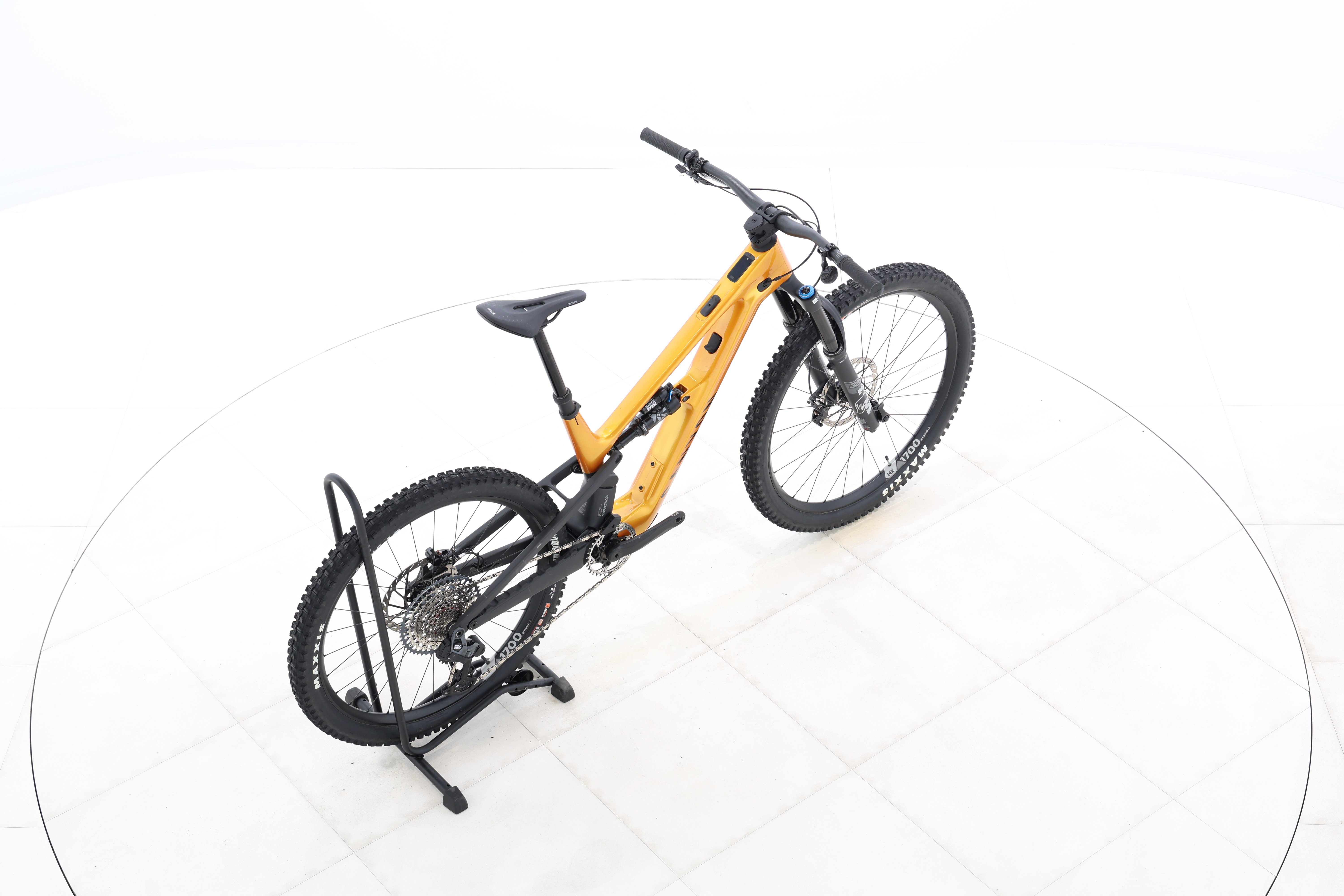 a710d71c-5c21-44ad-8d3c-c6d0ecf5d6e3