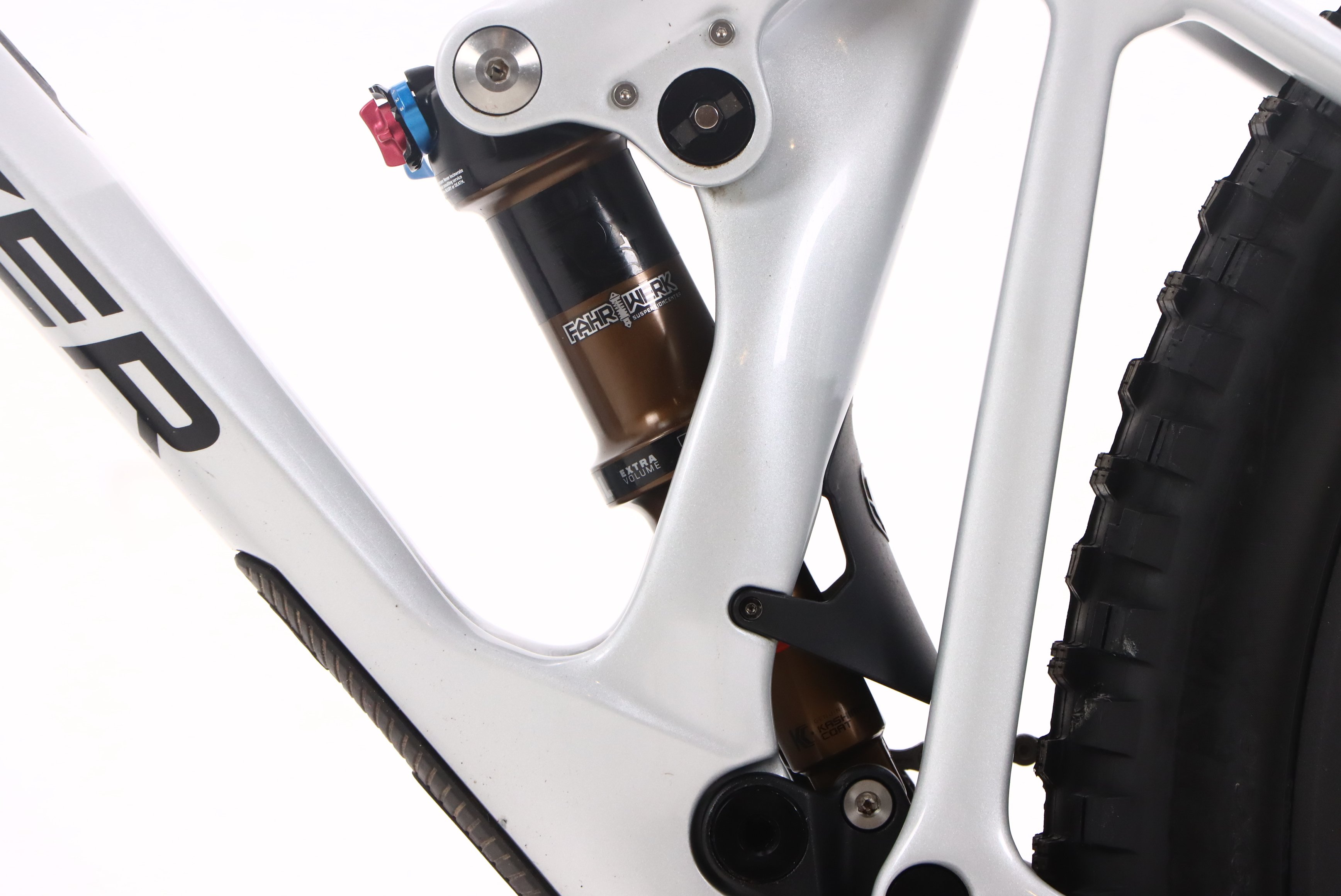 938454f1-4c7a-4643-b42c-88a9b94c351e