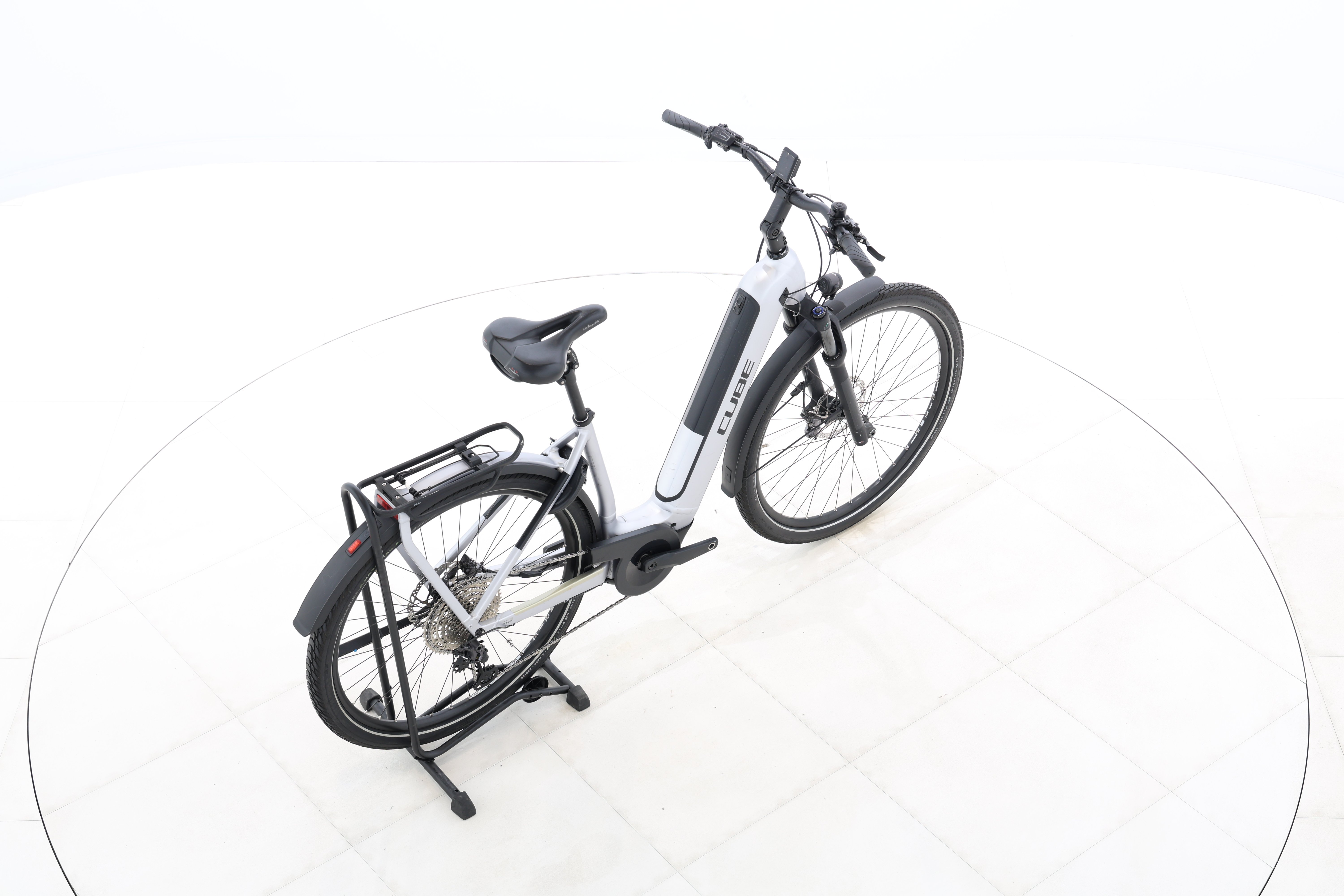 c4f1aac2-98b7-42c3-95a0-43581abdb351