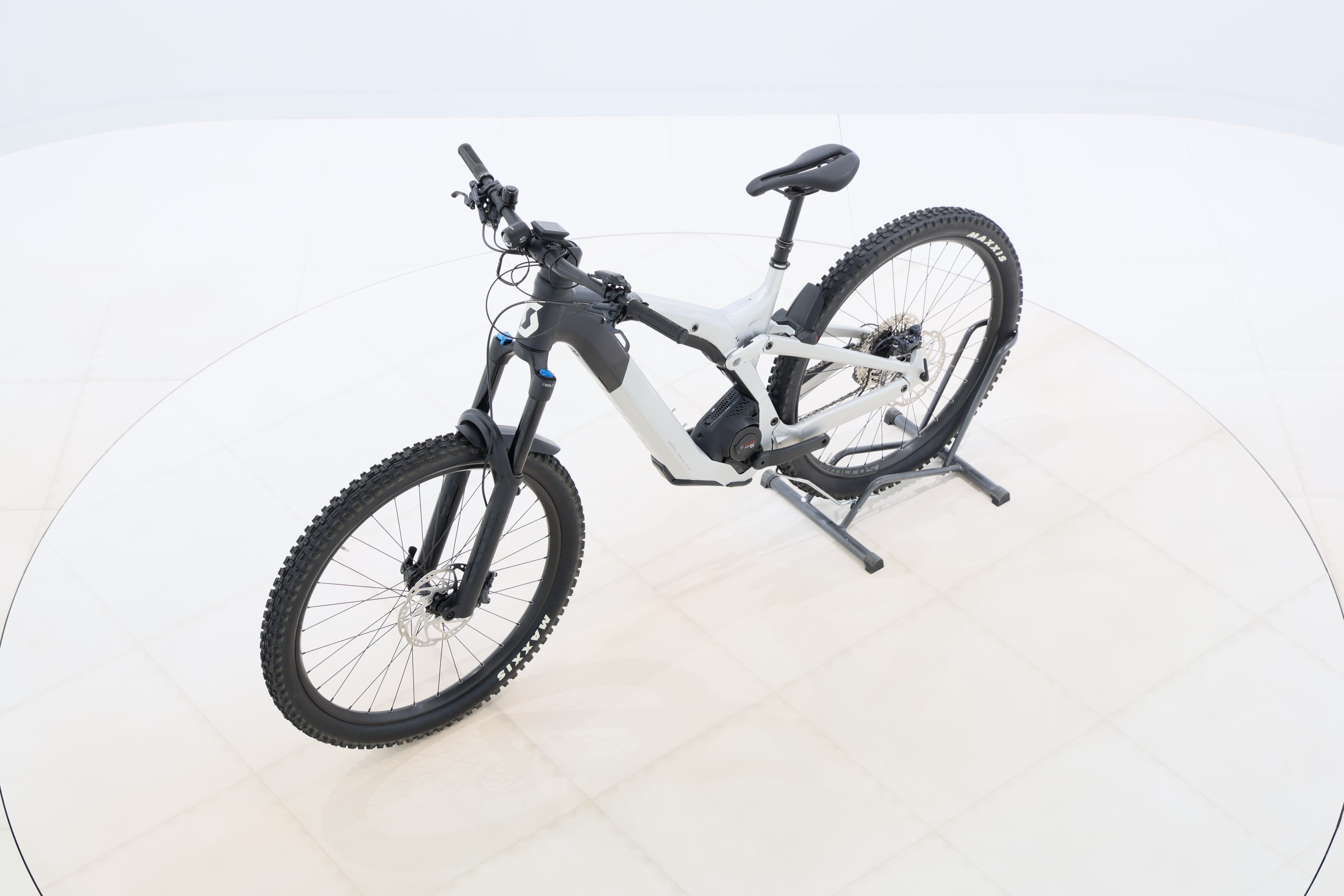 a2e58c0a-8832-4bda-8c1c-ef7edf3ca8f4