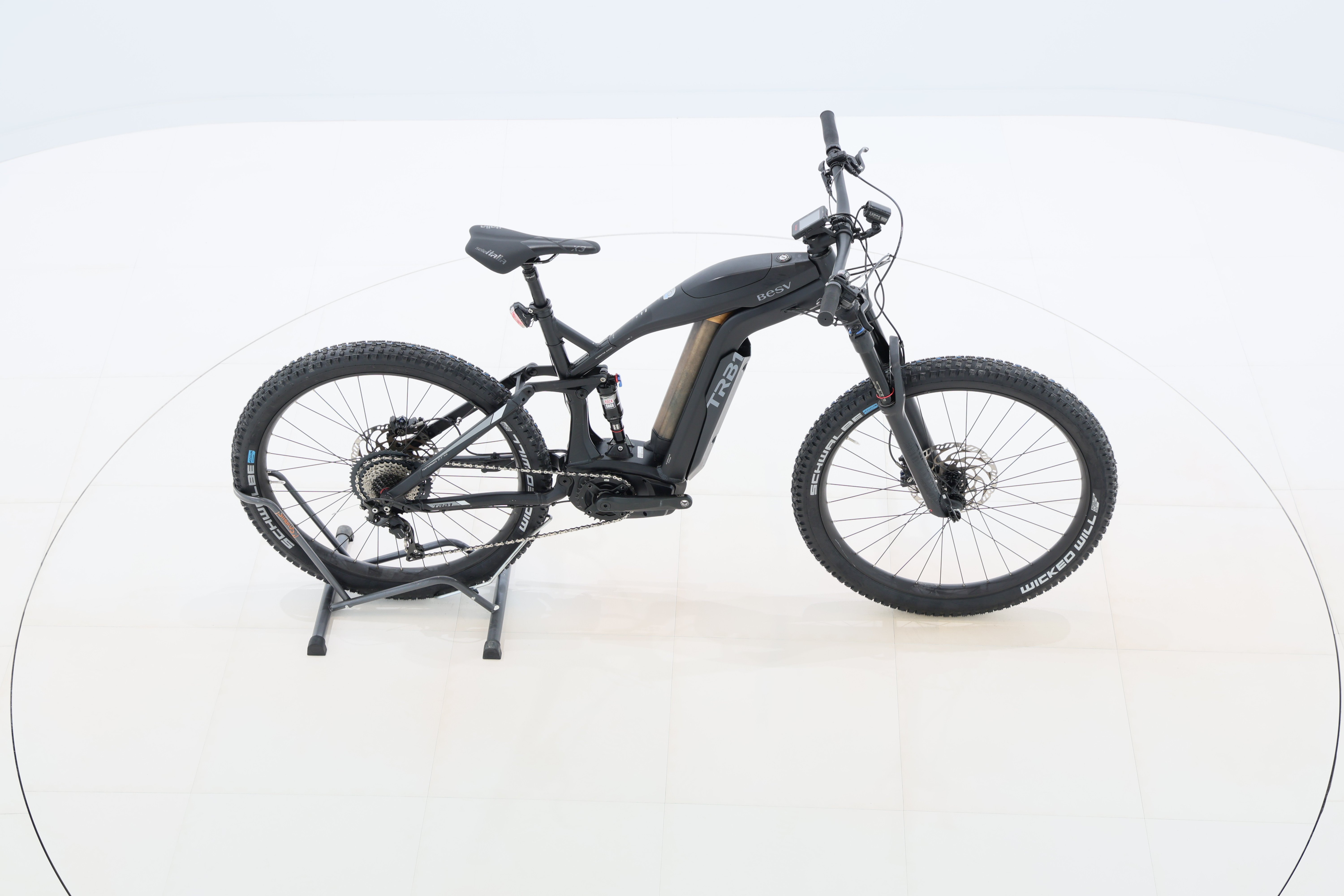 c4def468-fb23-40b1-93e9-434f9015bc37