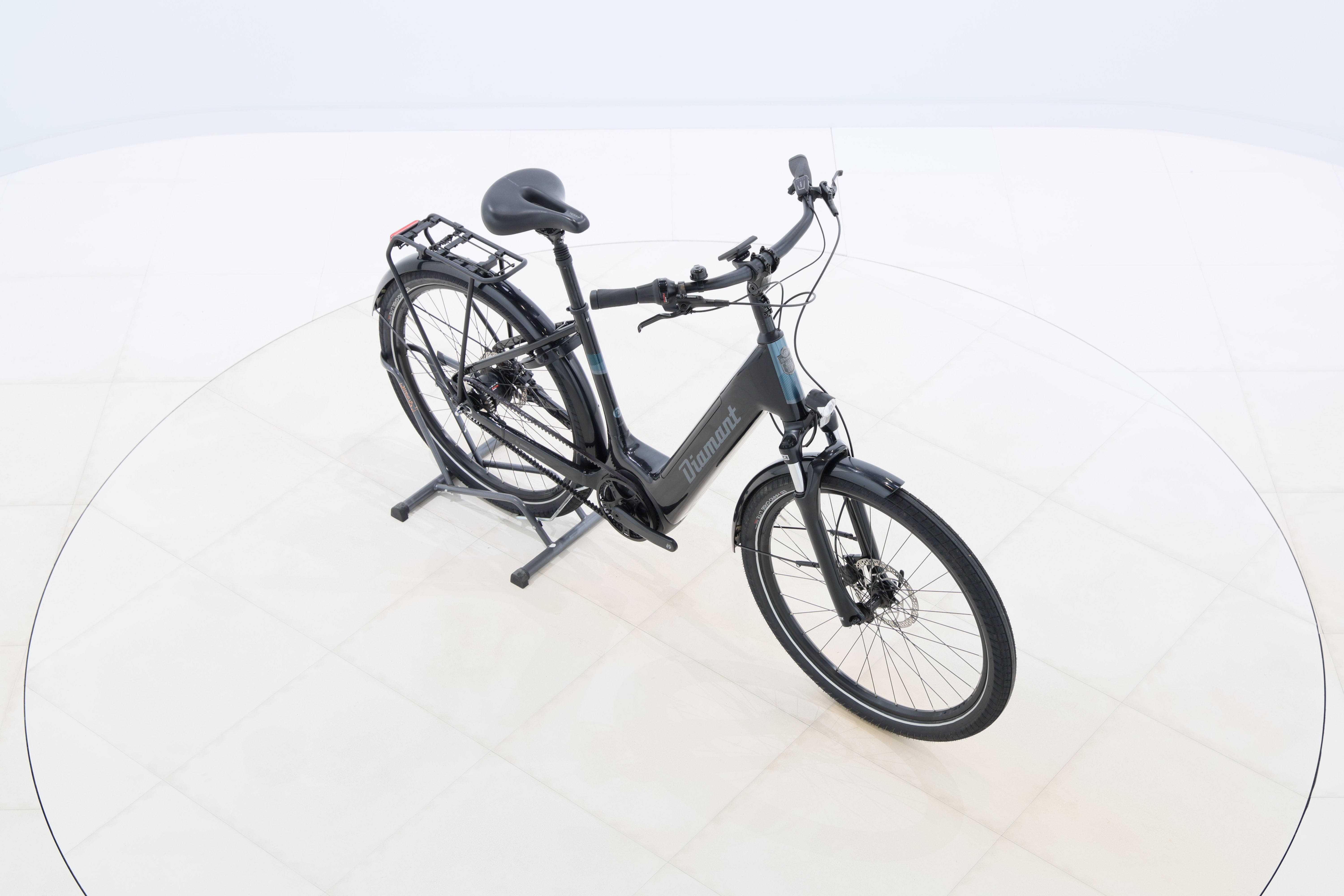 e433087c-a3ca-4810-8a75-5f40e2b5d79b