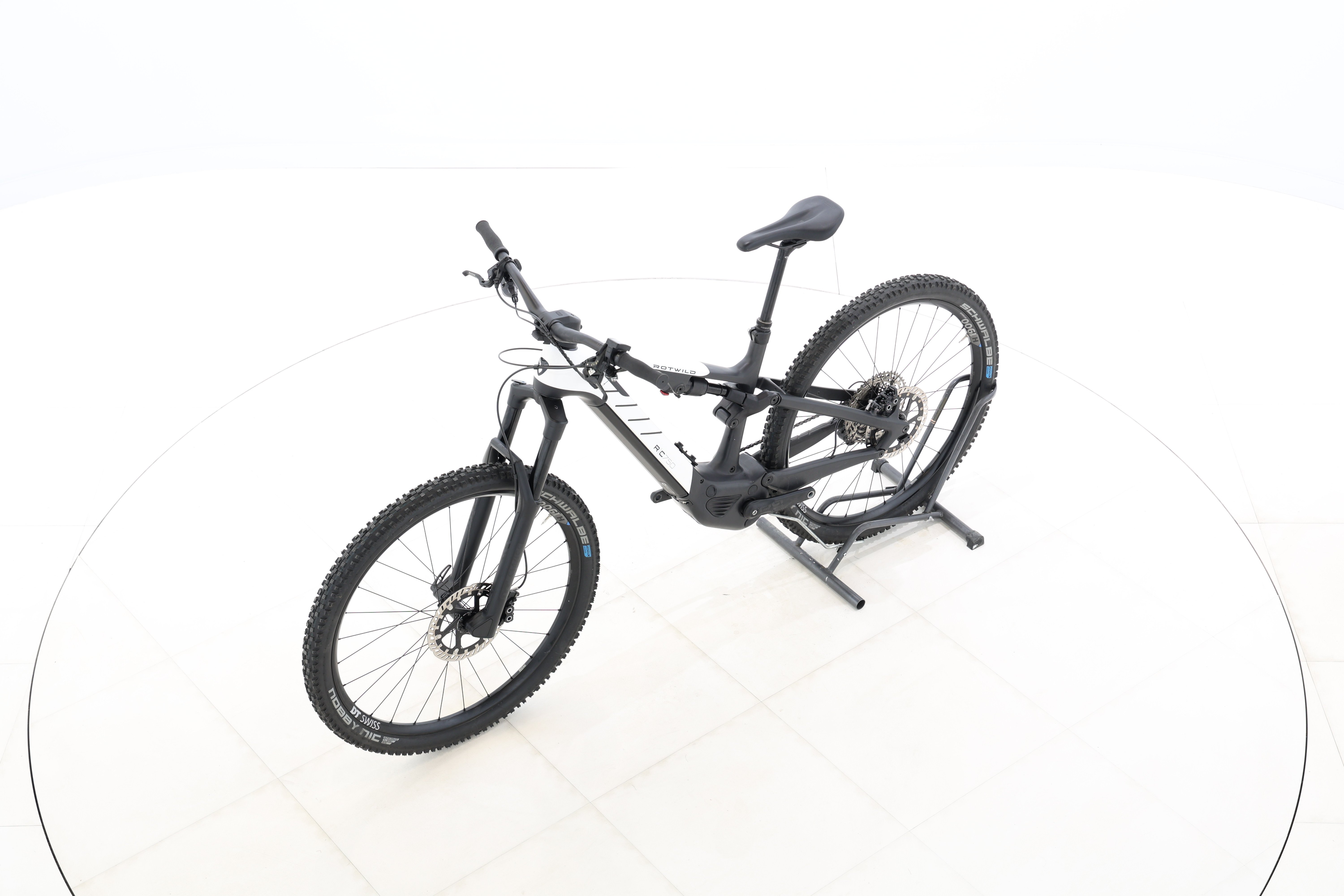 b99c37d9-610e-42ae-aa70-580065812ea7