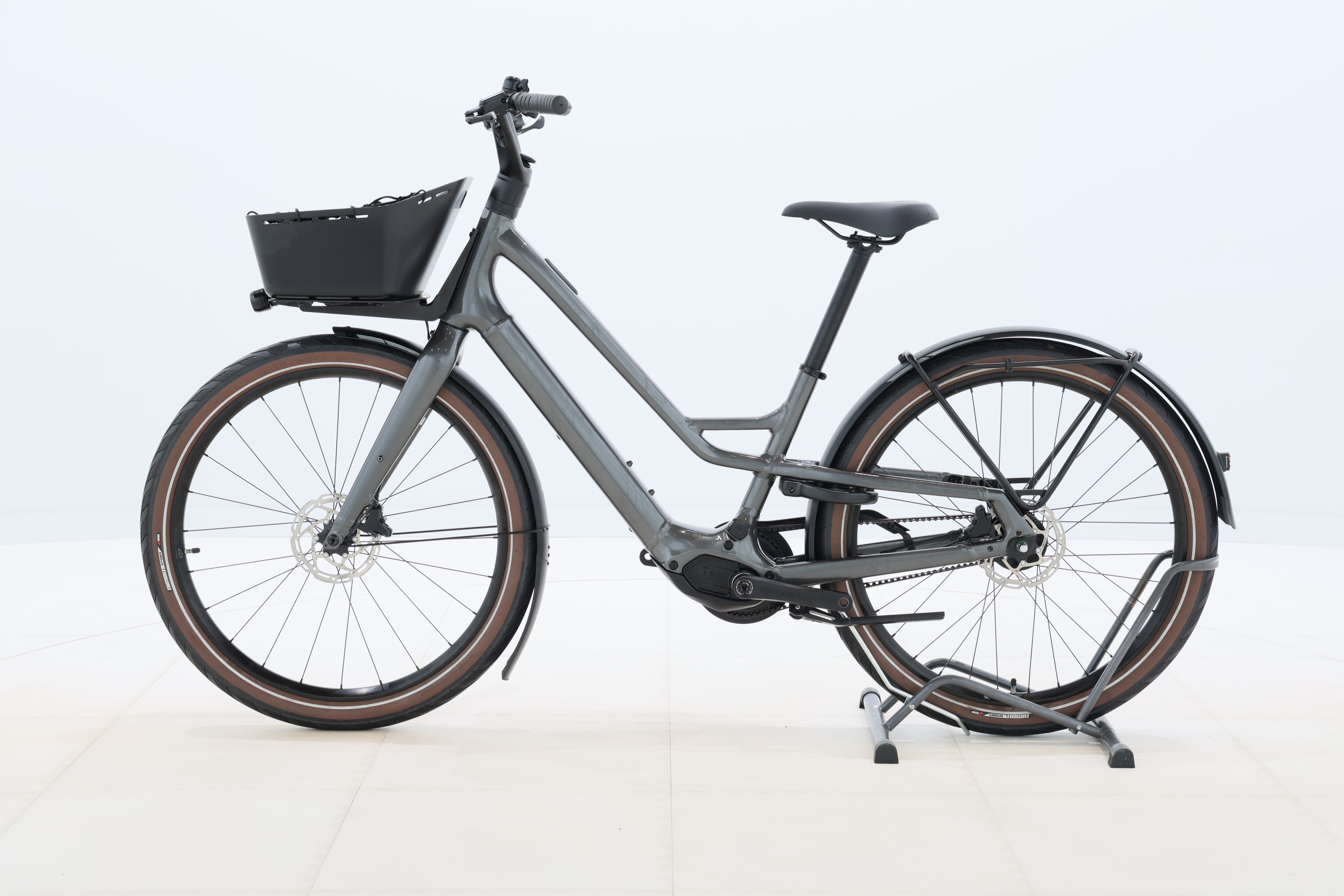 a0b4f0aa-b0f2-4108-b9a4-66a551340513