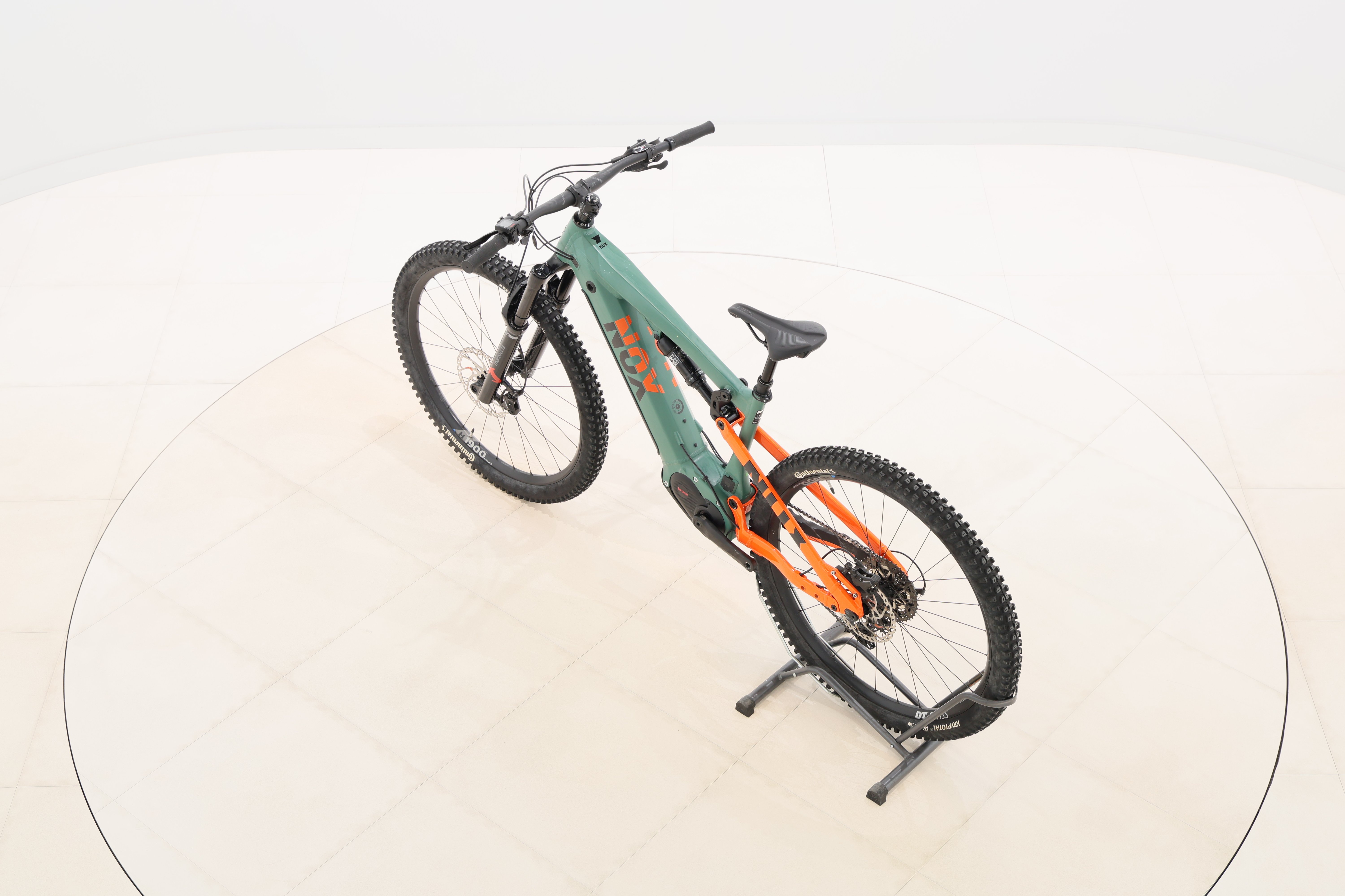 0d509a42-7881-4185-ba48-b8dd5fd17397