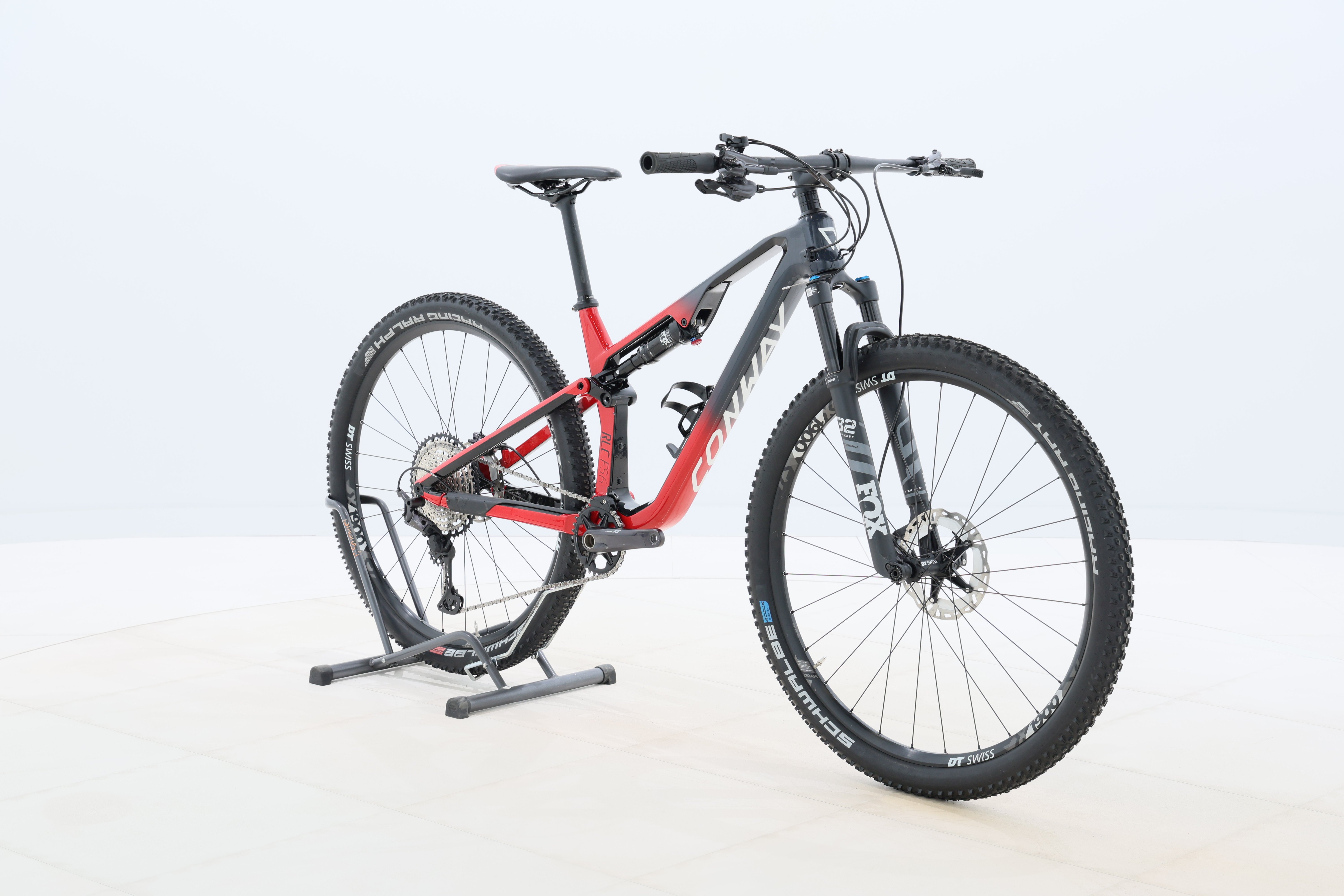 e8781c0f-0358-47e3-97f8-8d952ce5e54f