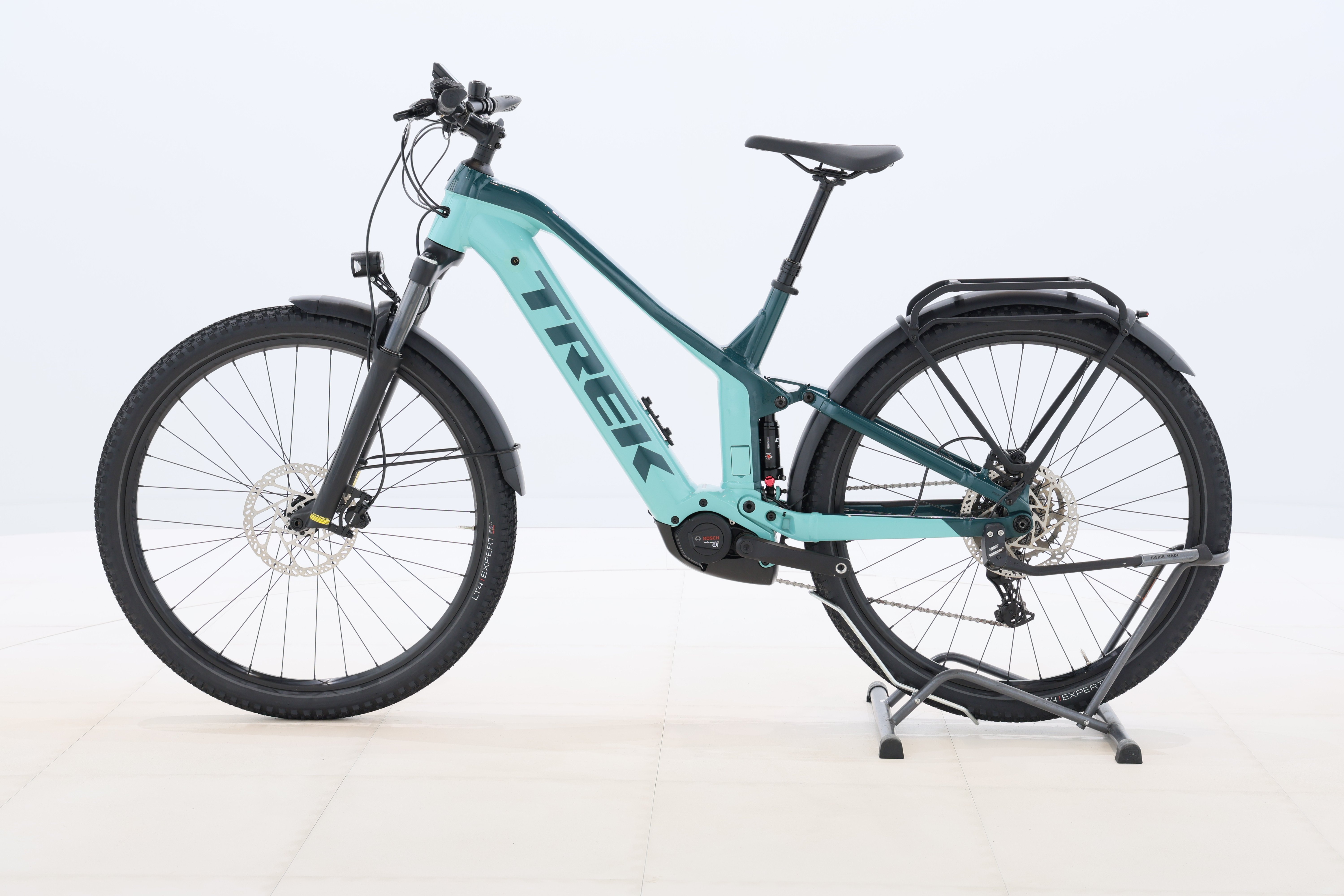 a021be83-0db6-485b-bbf0-4320f7e71493