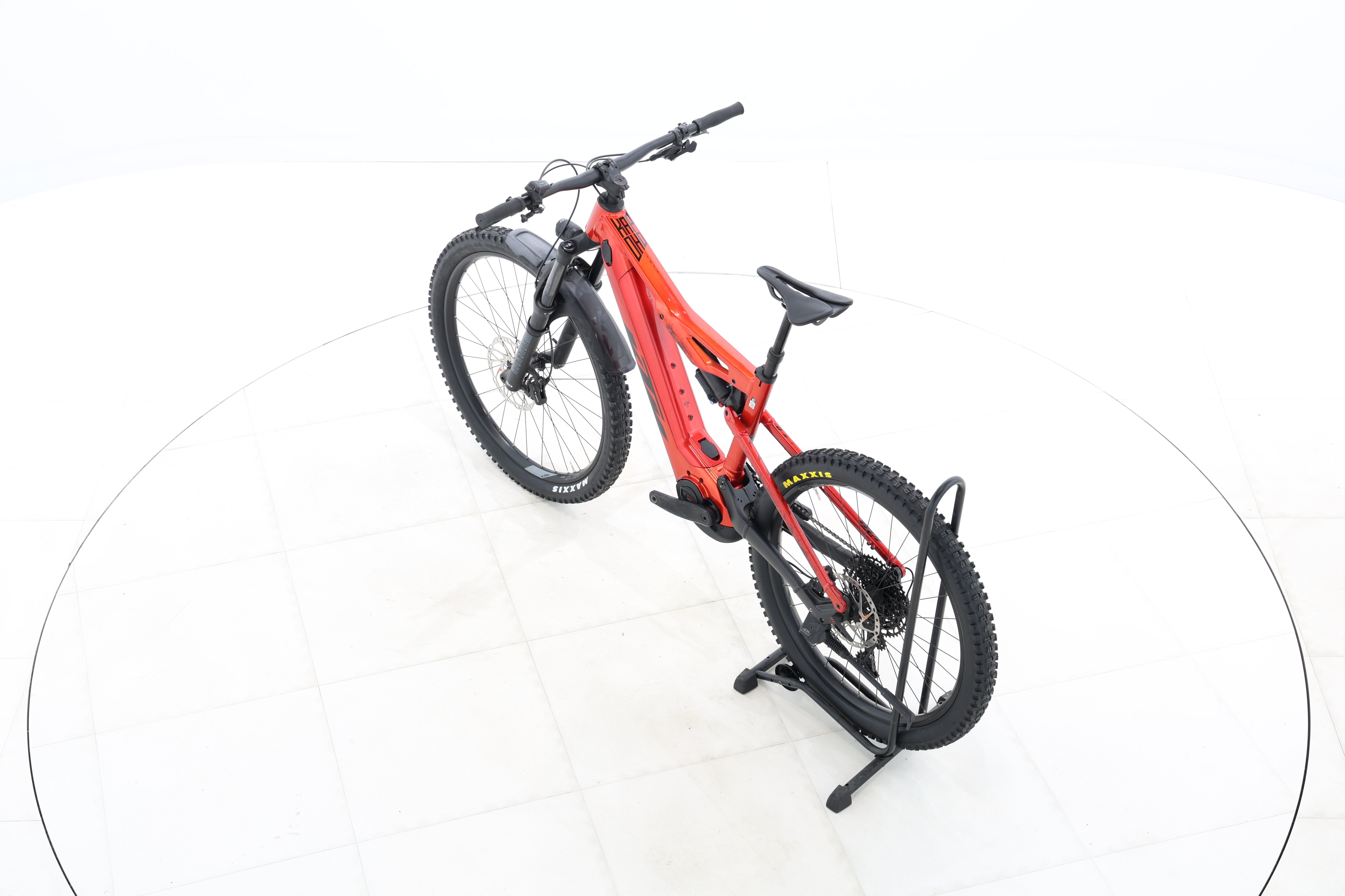 a2e3b8ba-8bff-4073-8e9b-07f3acd85dfb