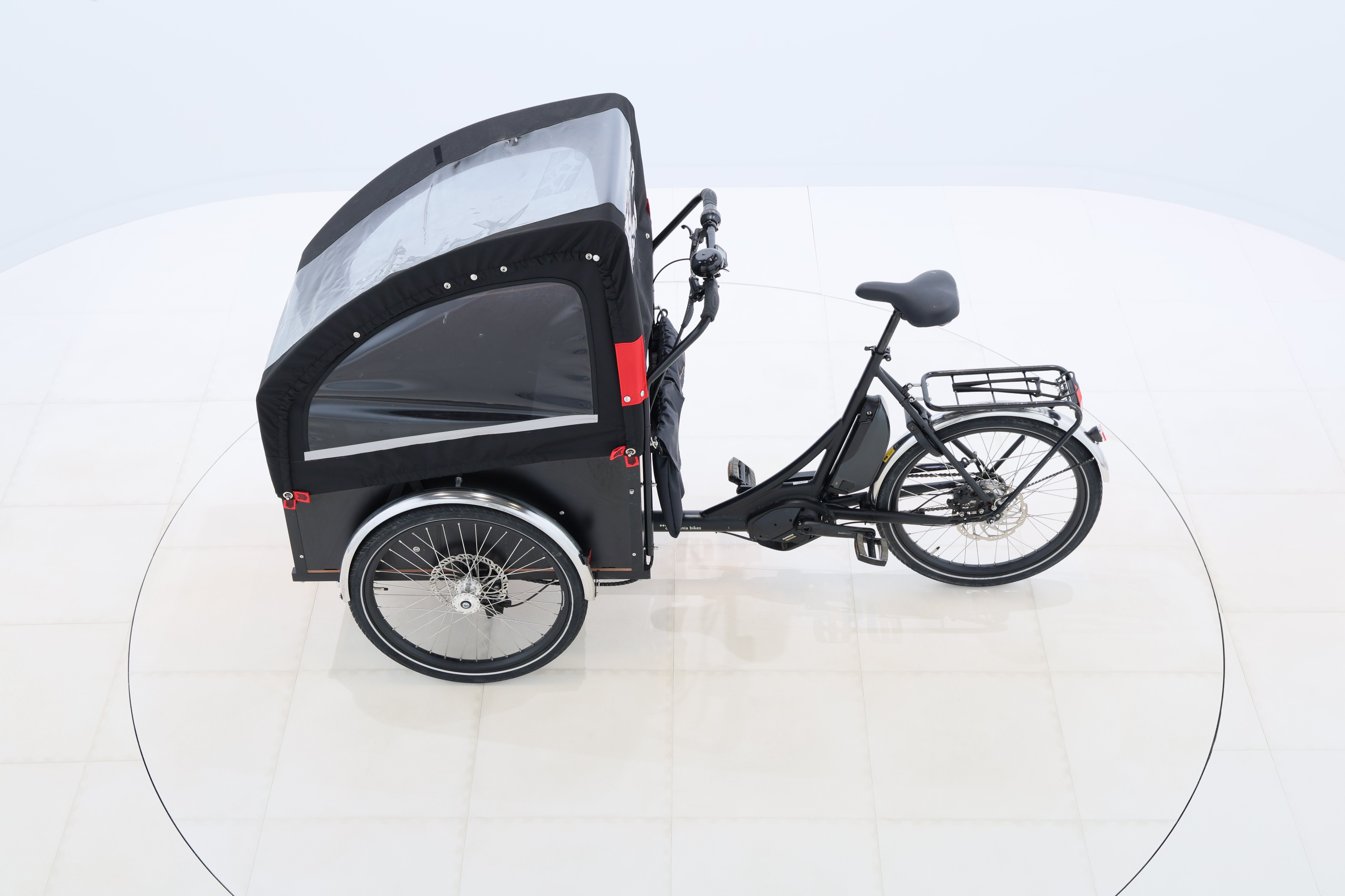 d4542d1f-1afb-48fe-81df-82f9b7c85e6e