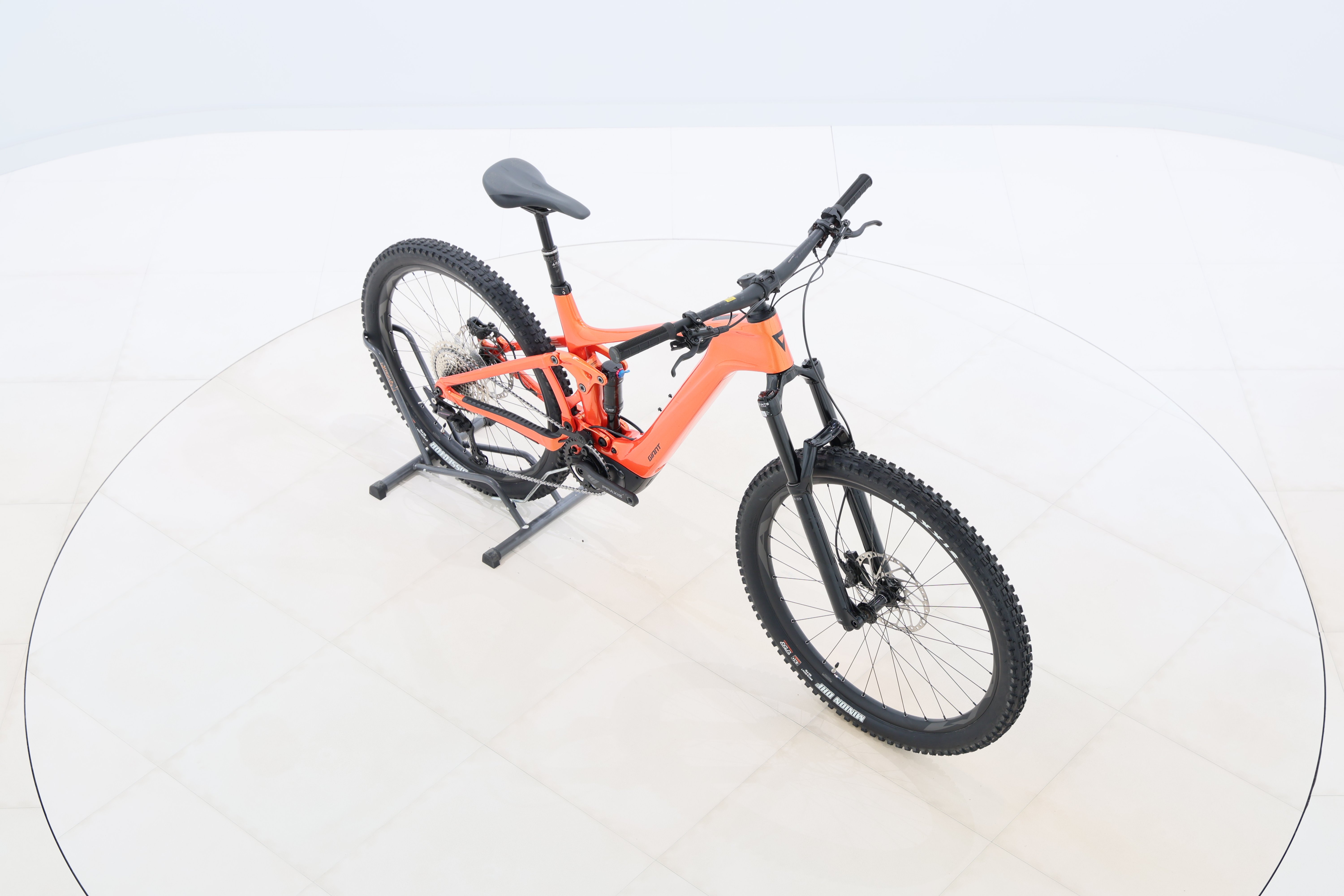 4b0b7e45-f6e1-4d3f-b94a-fb2431581dde