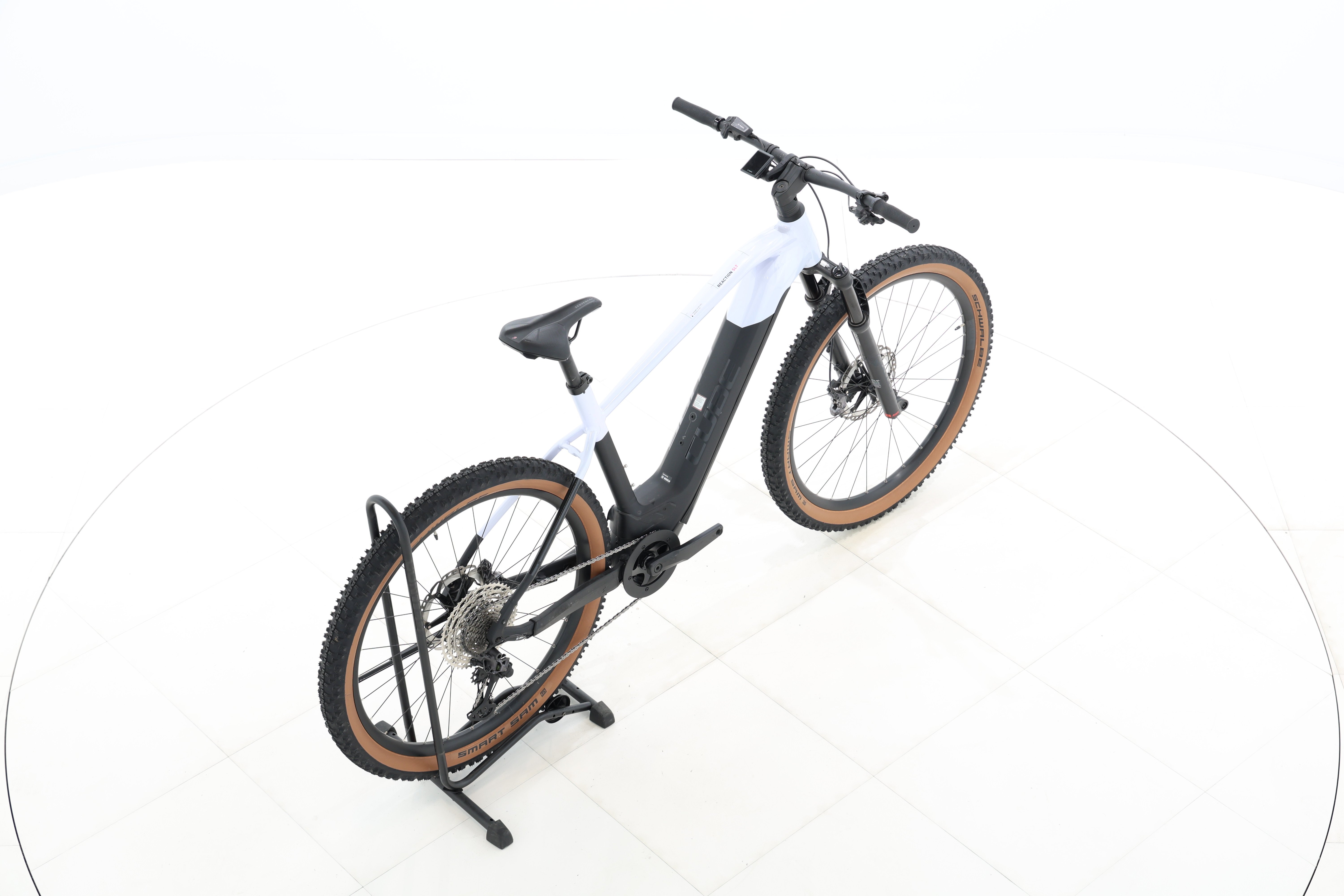 0f9aa271-3b09-4b40-9404-49262413c4b8