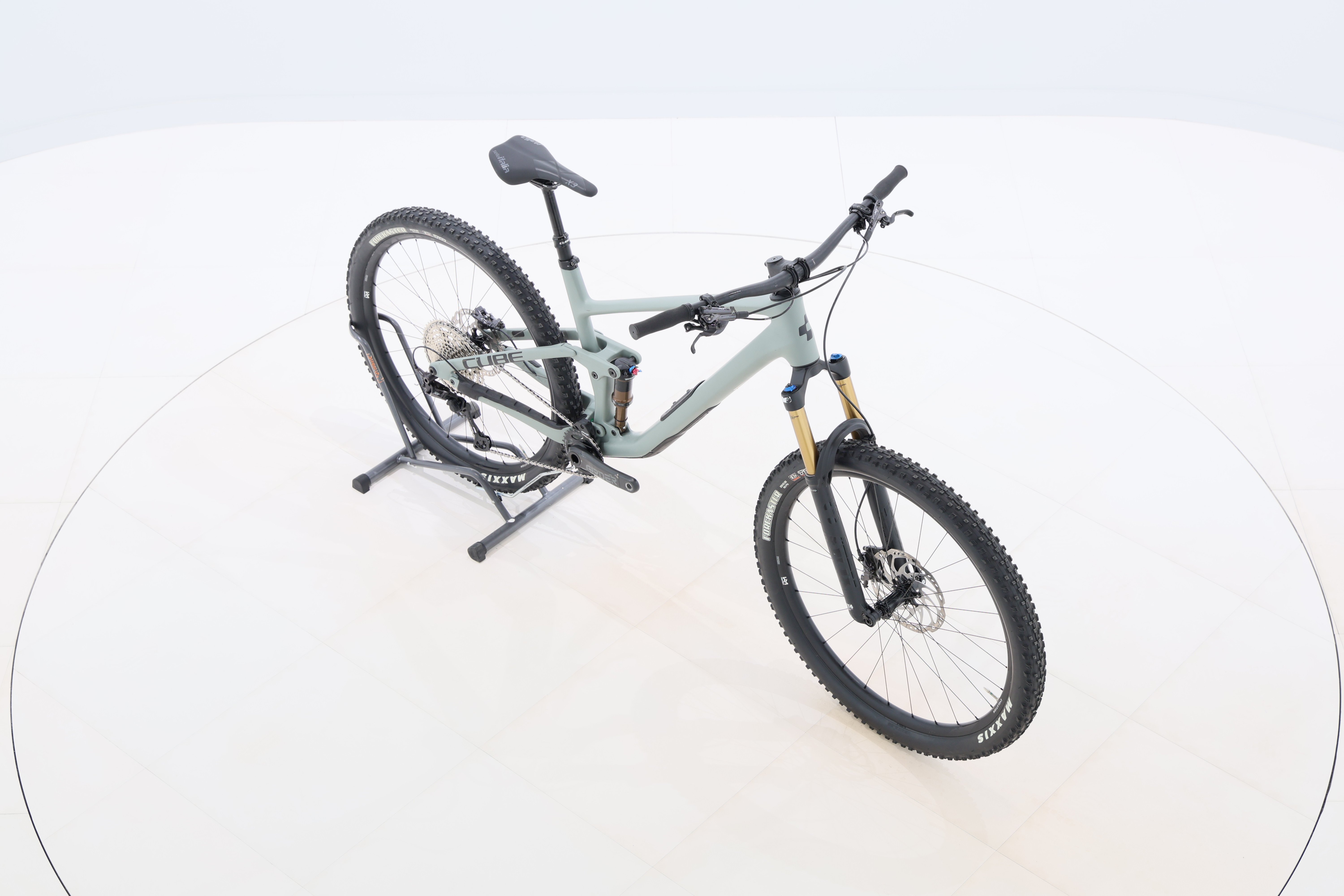 28a0a438-68ba-46da-9417-432d8bbe2371