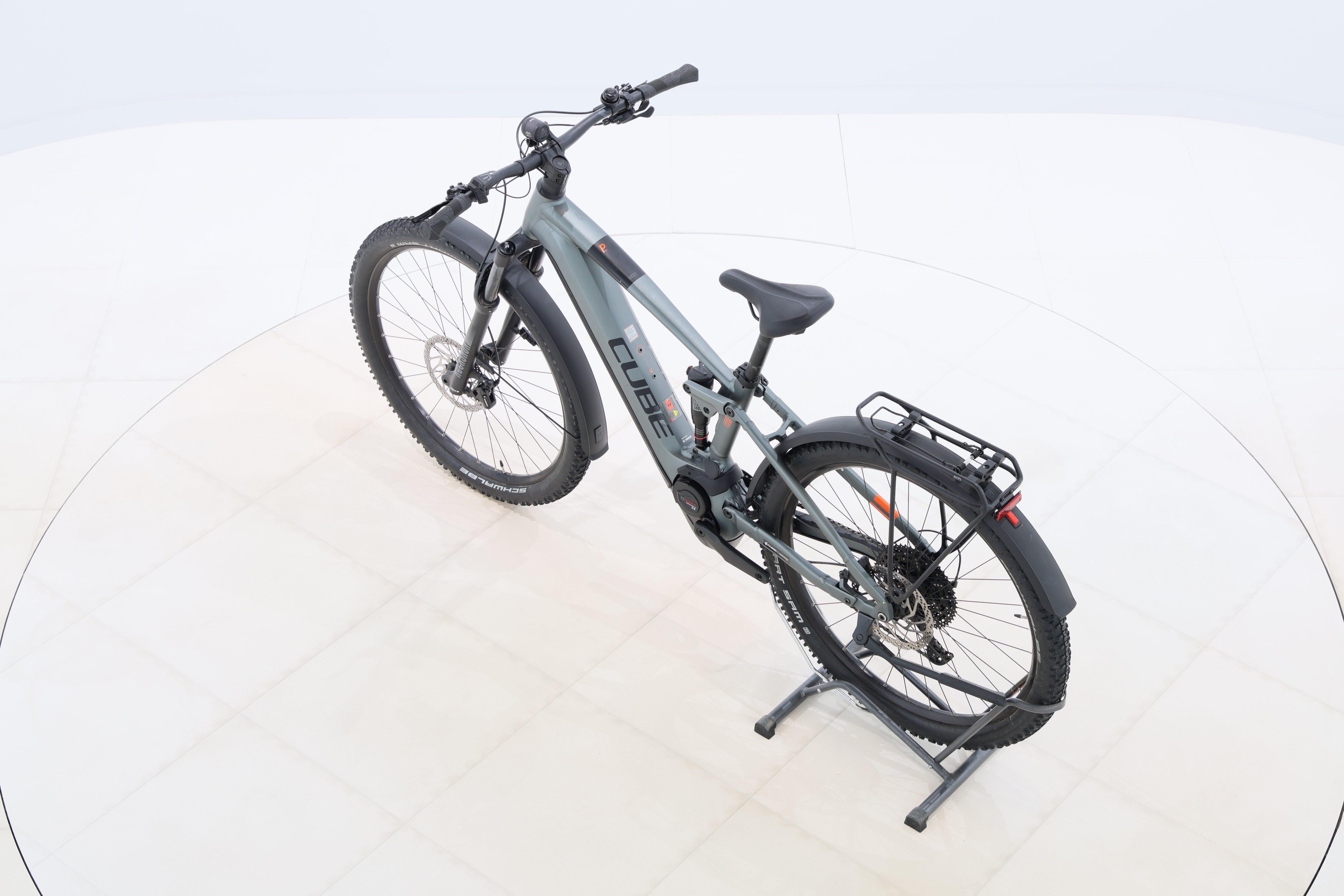 d6bd700d-f026-4633-bd70-d9e9f0cc2da1