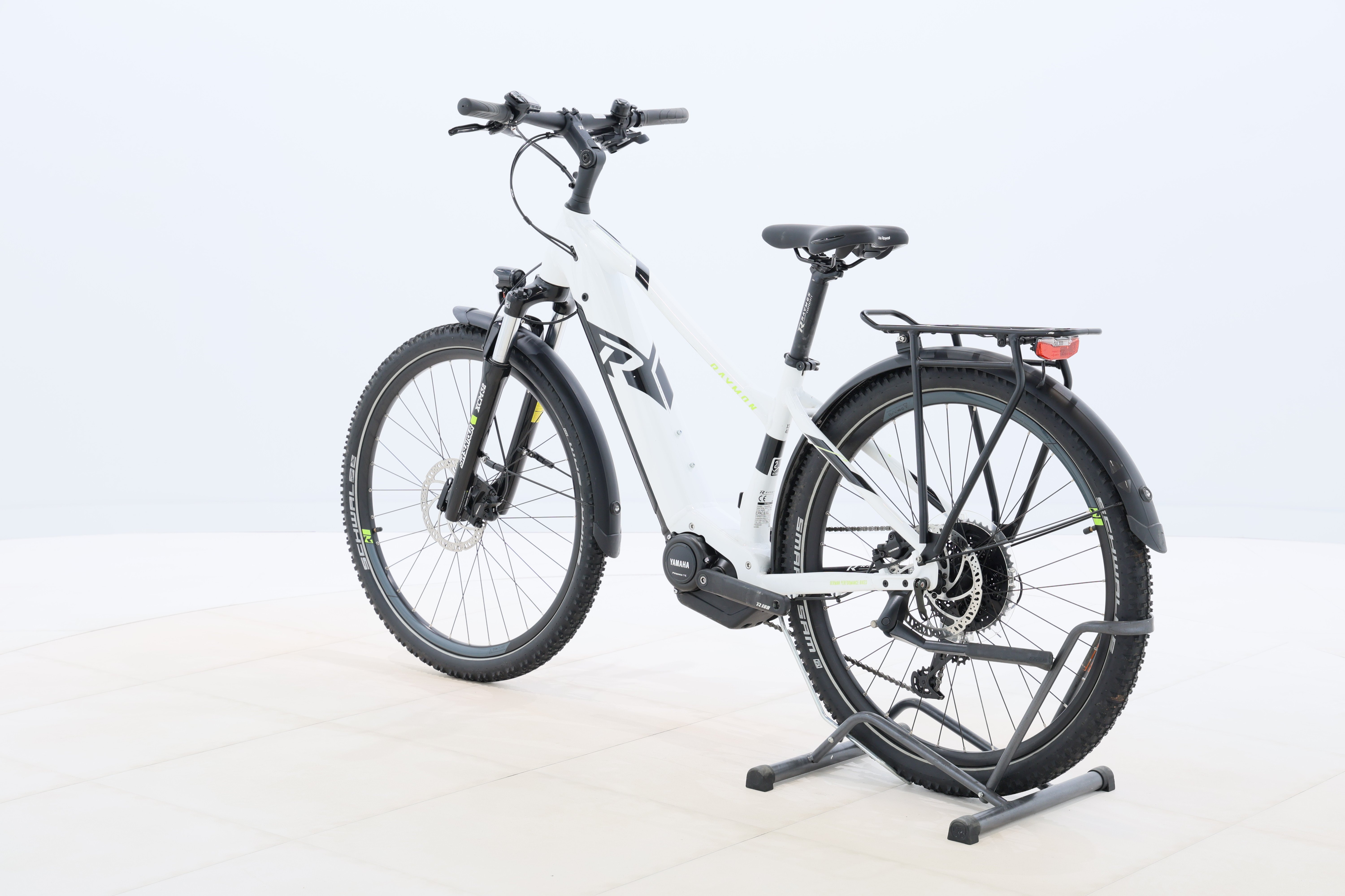 274e1544-a428-4f2e-a8da-2c708f811c9a