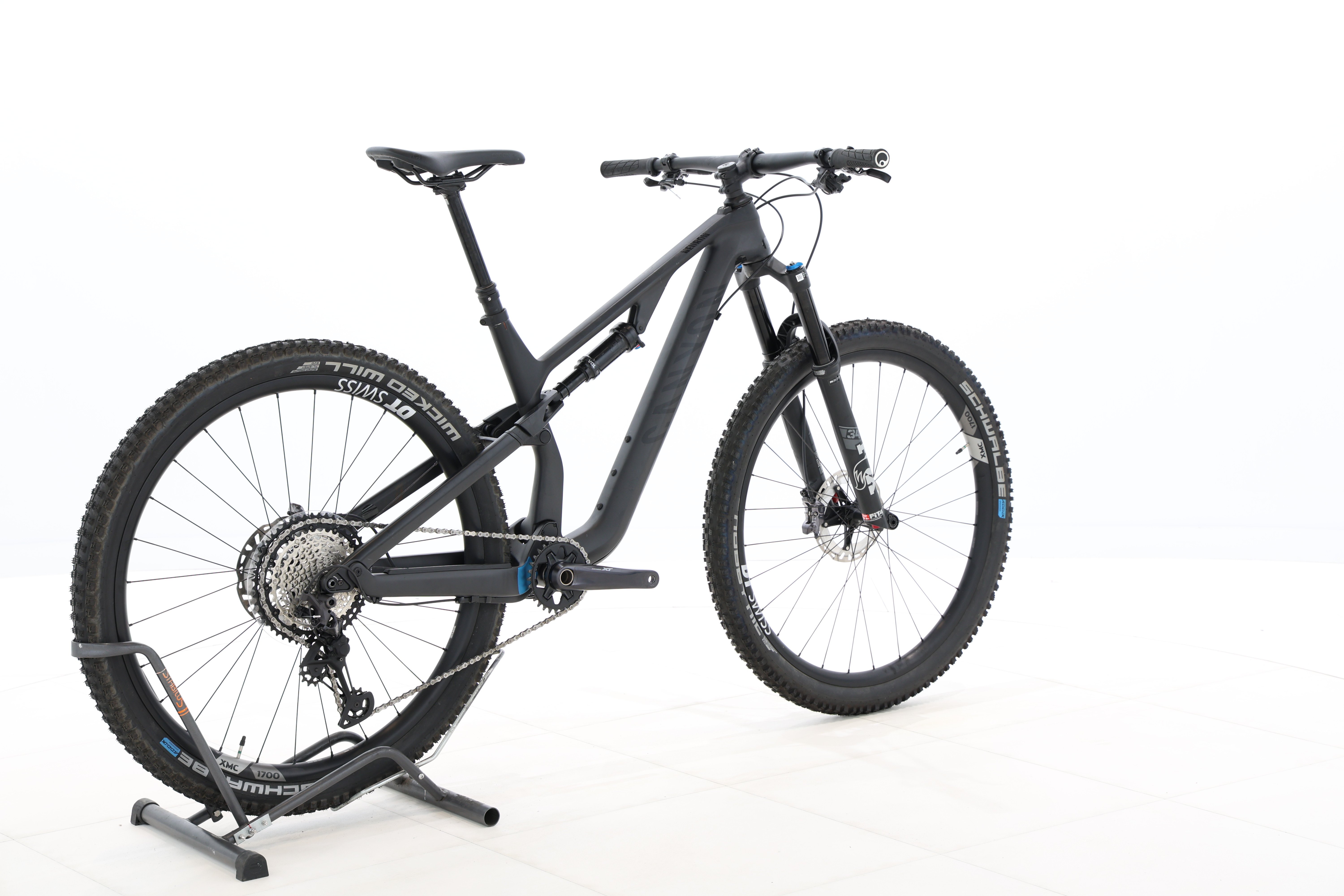 21e8ed6d-aa20-4b8a-94b2-277398776598