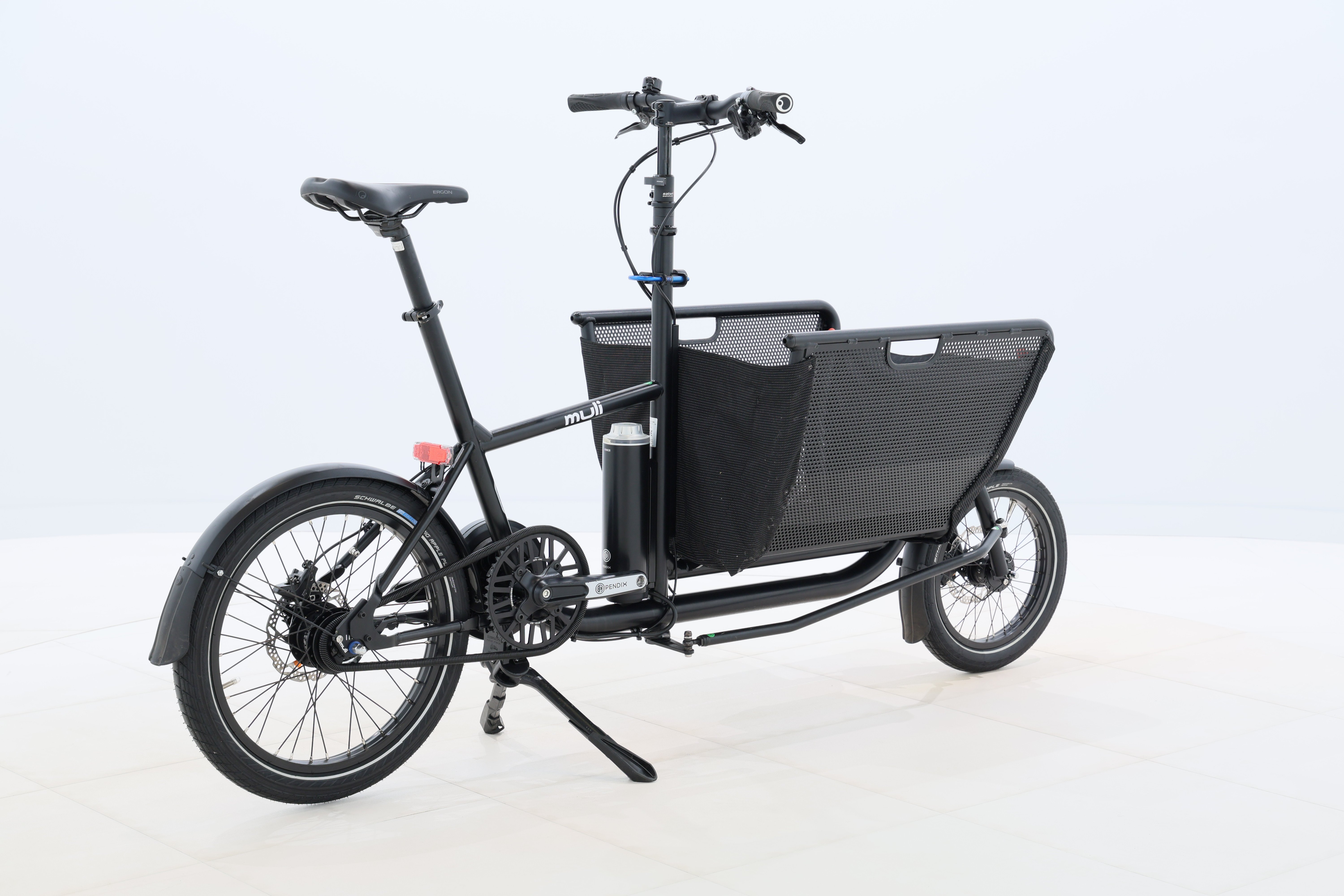 3a486b58-97d1-4cc9-8570-f8b4fd33b106