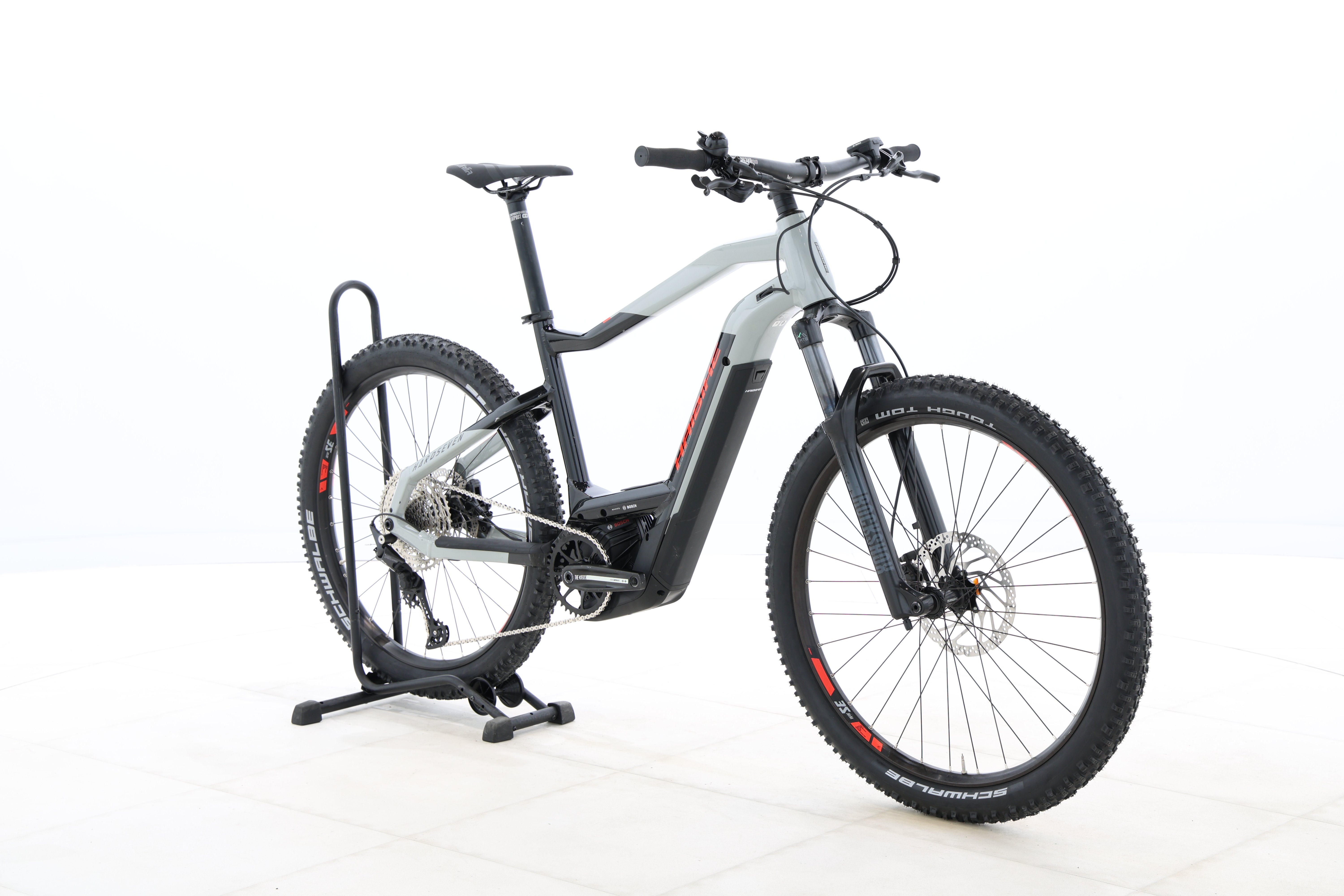 0c9b71d3-b2f9-4a46-a8dc-cfb8c8f5f98f