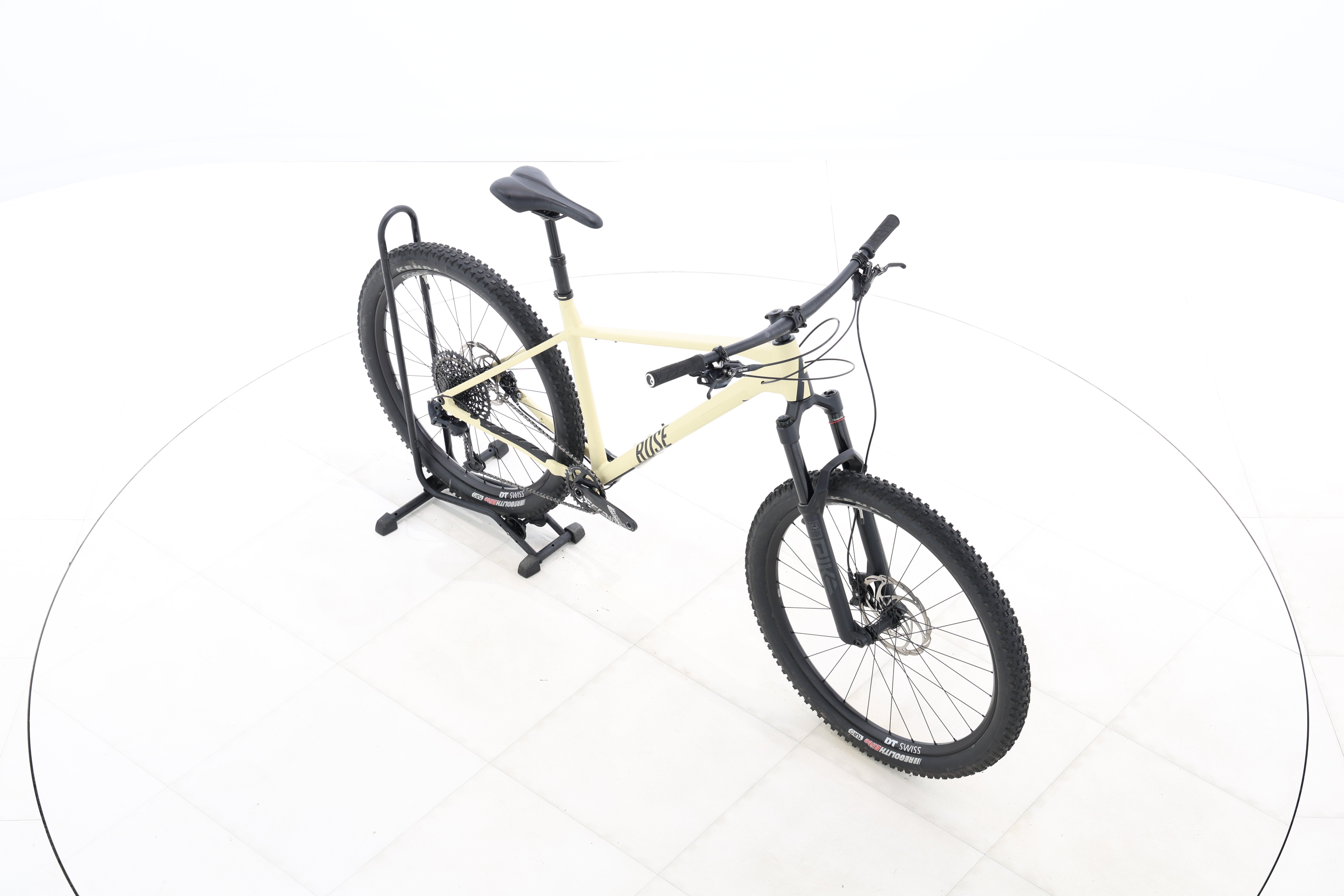 f742e2cb-a751-4829-9cc4-8af17e84f83e