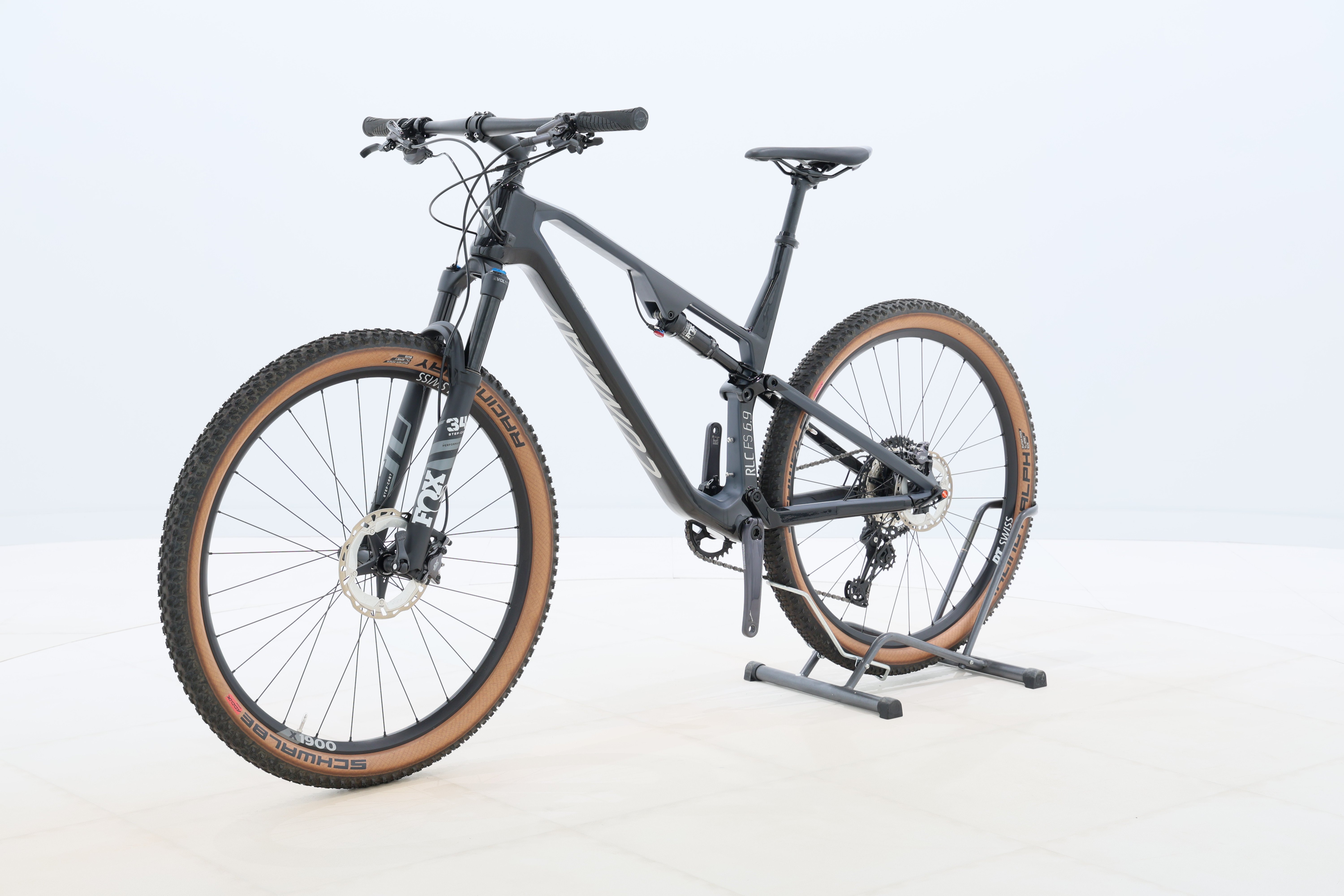 8d467c6e-e061-4586-ab68-d09cc431c3e8