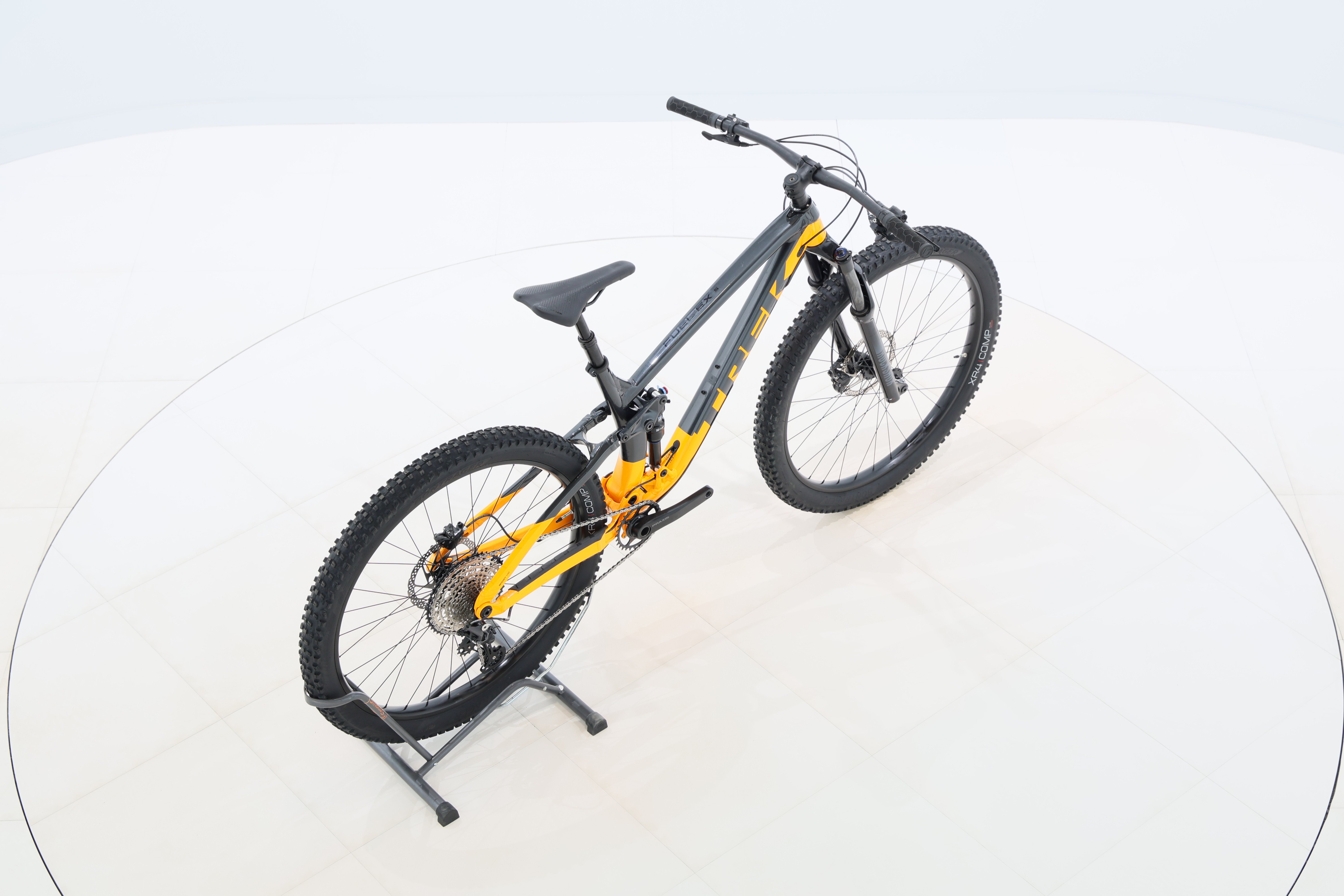 fca42100-75c4-4170-92cd-9c45ef3e71b2