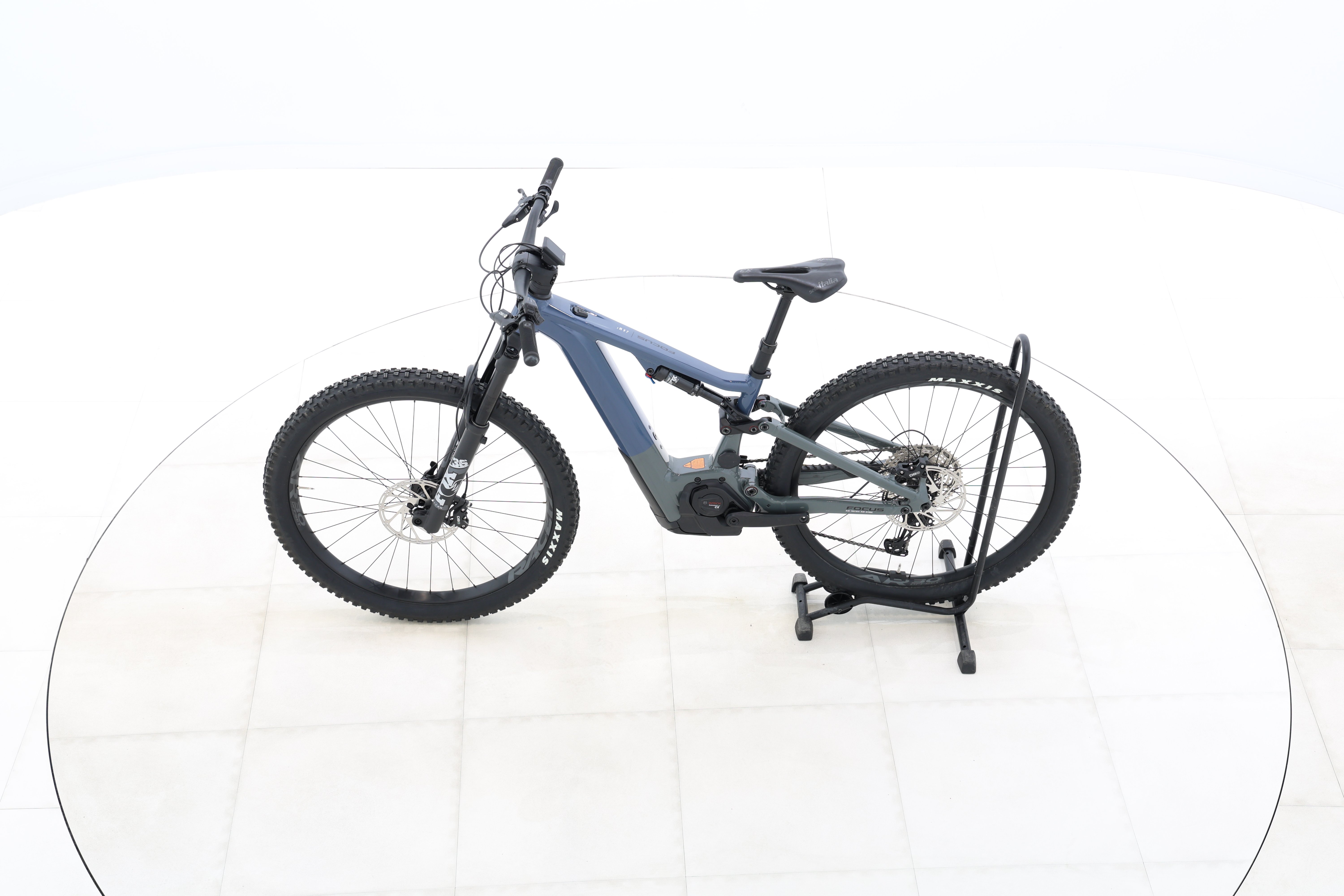 8813c82c-db7a-43d1-8358-ebee2a812a61