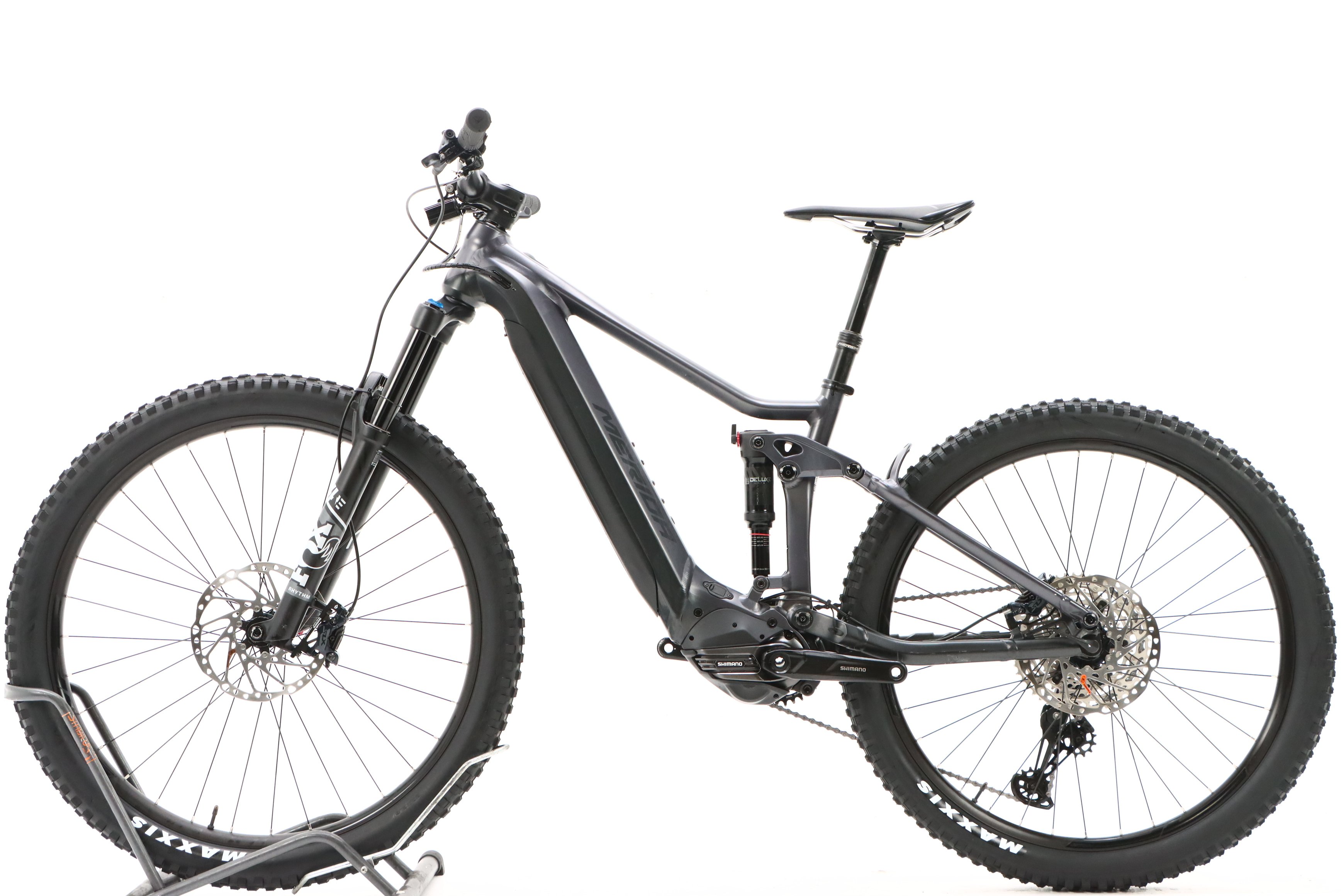 02561044-7c76-48db-8cd7-1a3b968196f9